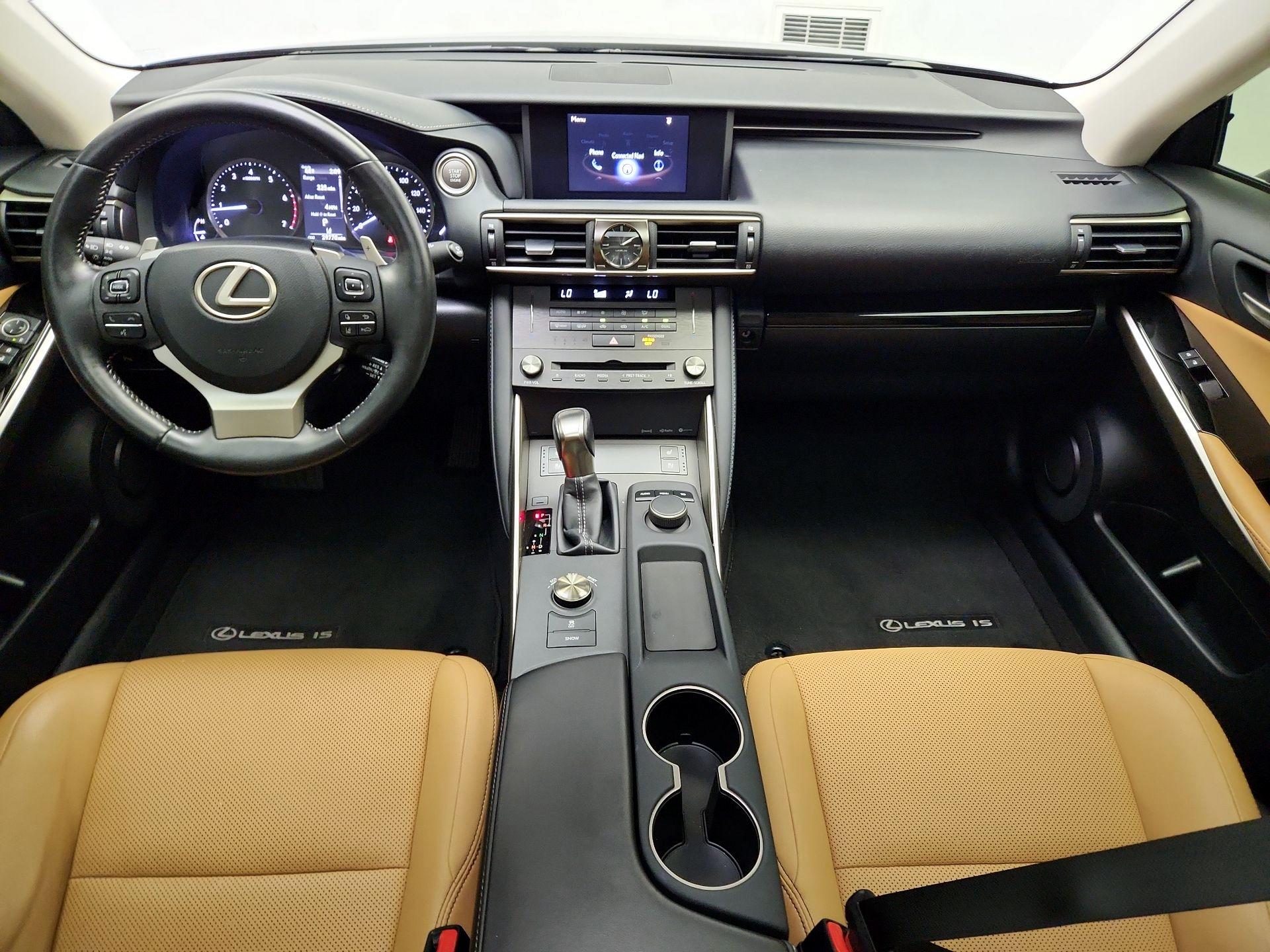 Thumbnail: 2019 Lexus IS - 9