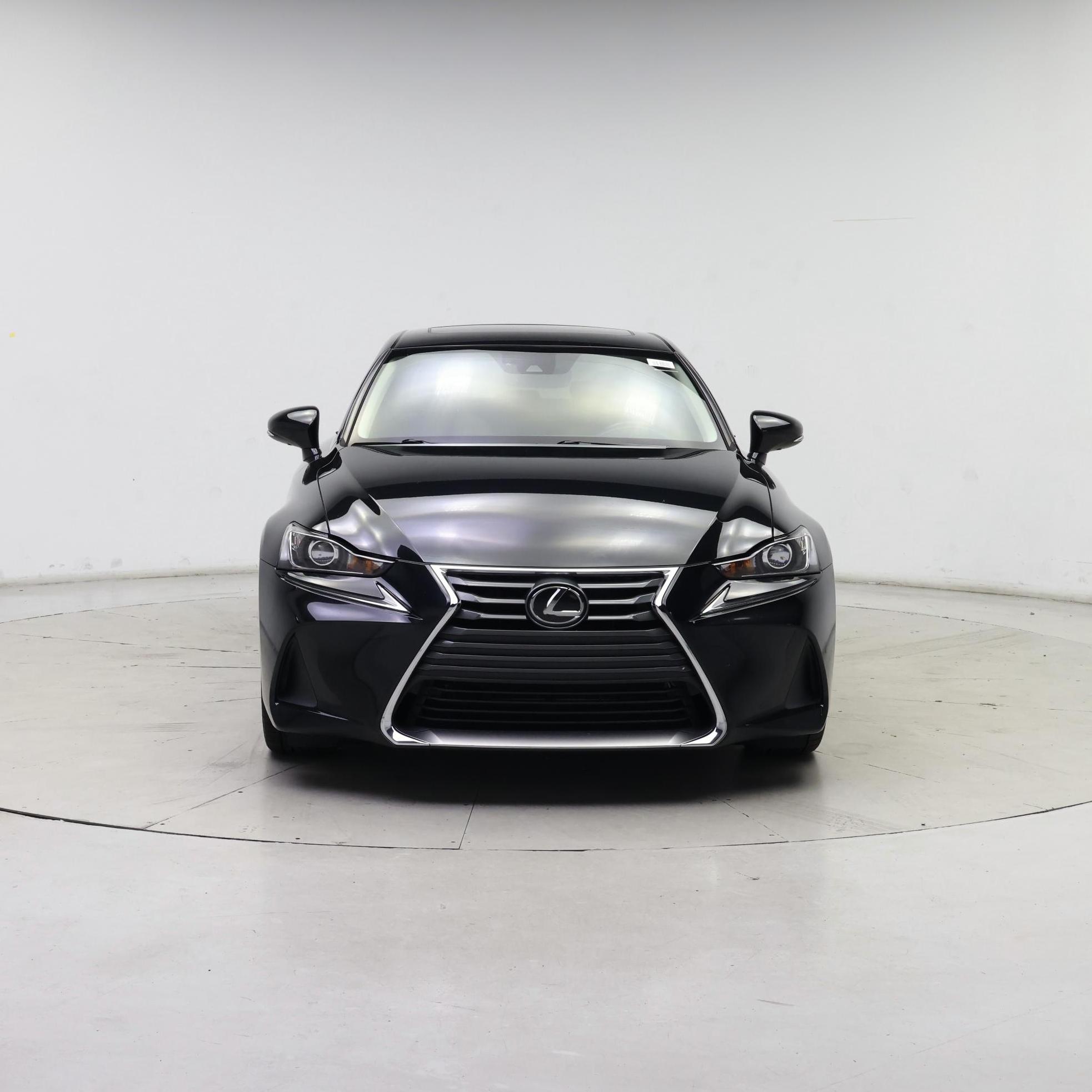 Thumbnail: 2019 Lexus IS - 5