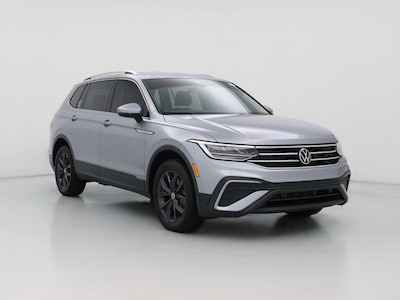 Silver 2022 Volkswagen Tiguan SE
