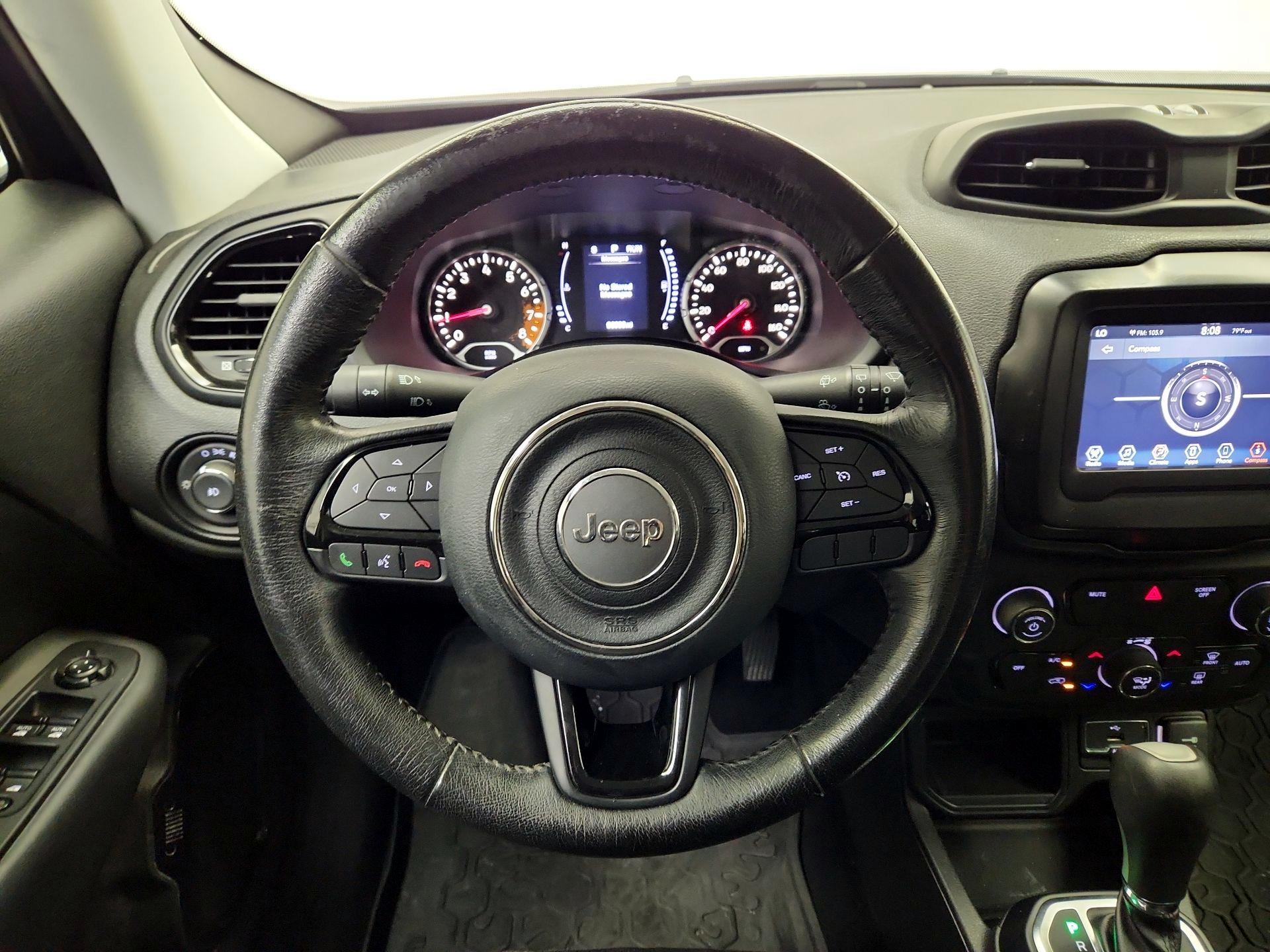 Thumbnail: 2018 Jeep Renegade - 10