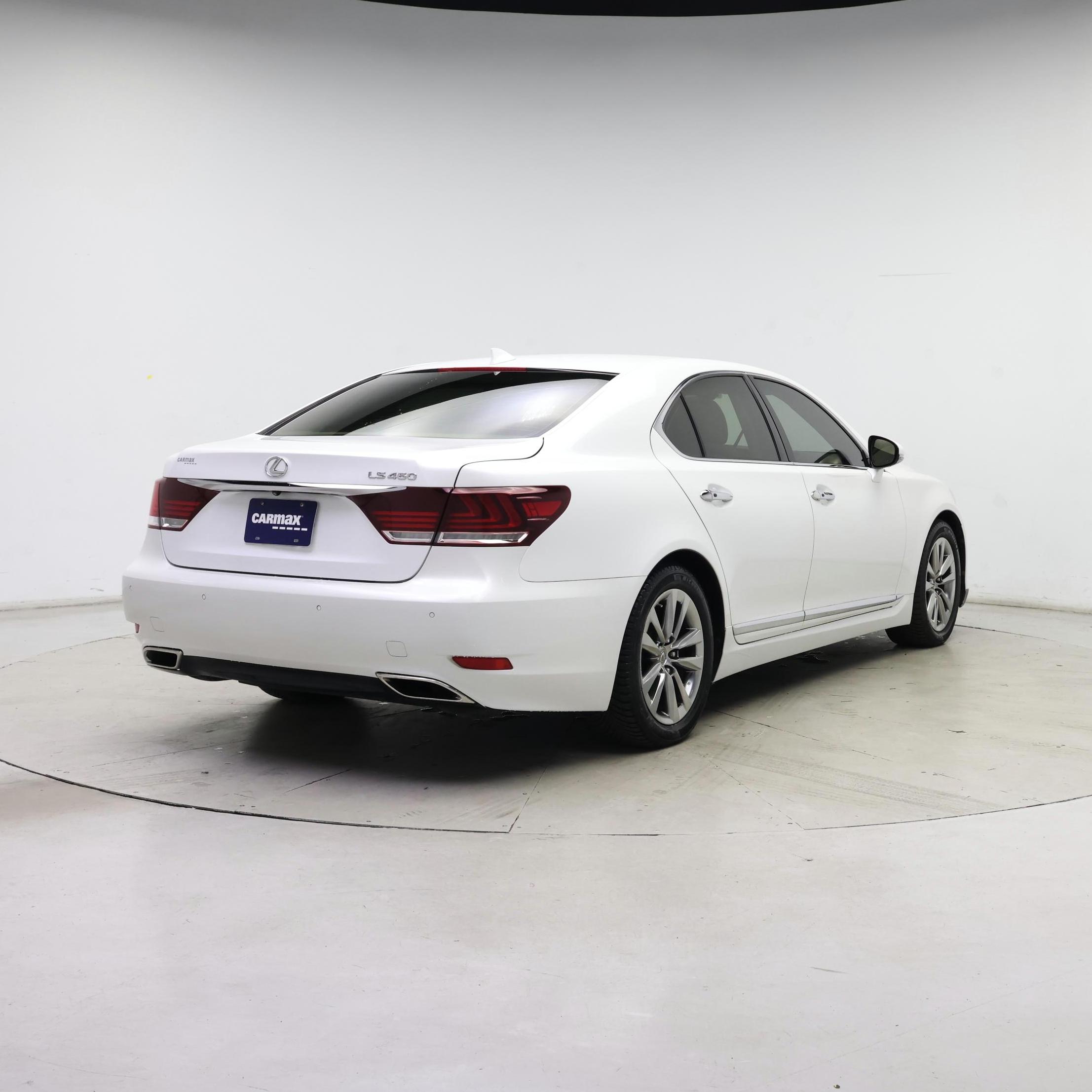 Thumbnail: 2015 Lexus LS - 8