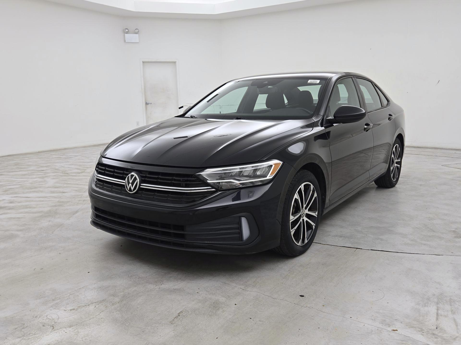 Thumbnail: 2022 Volkswagen Jetta - 3