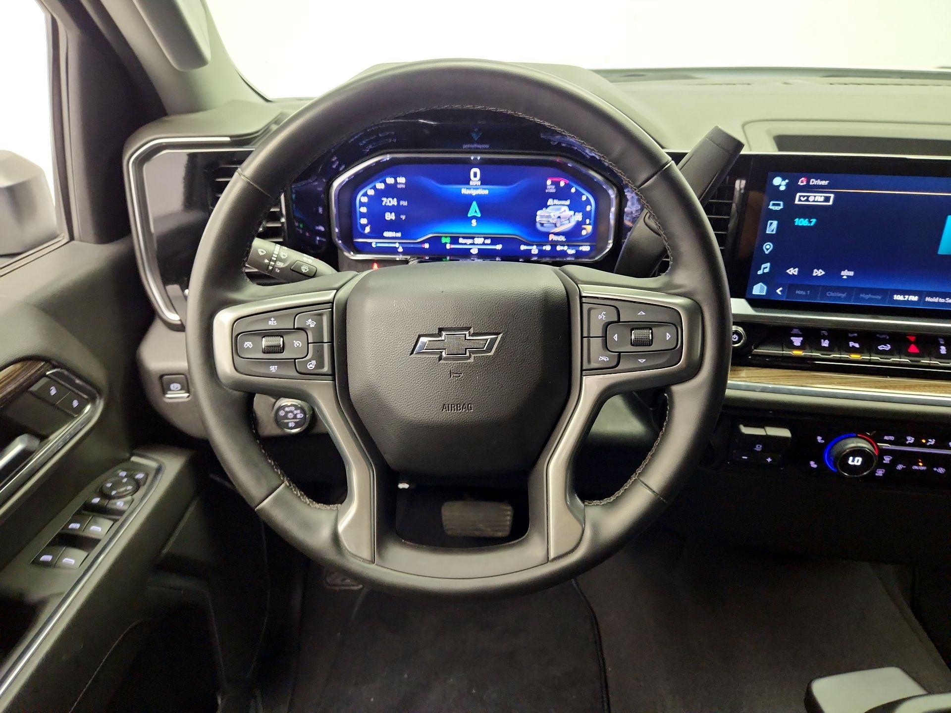 Thumbnail: 2024 Chevrolet Silverado 3500 - 10