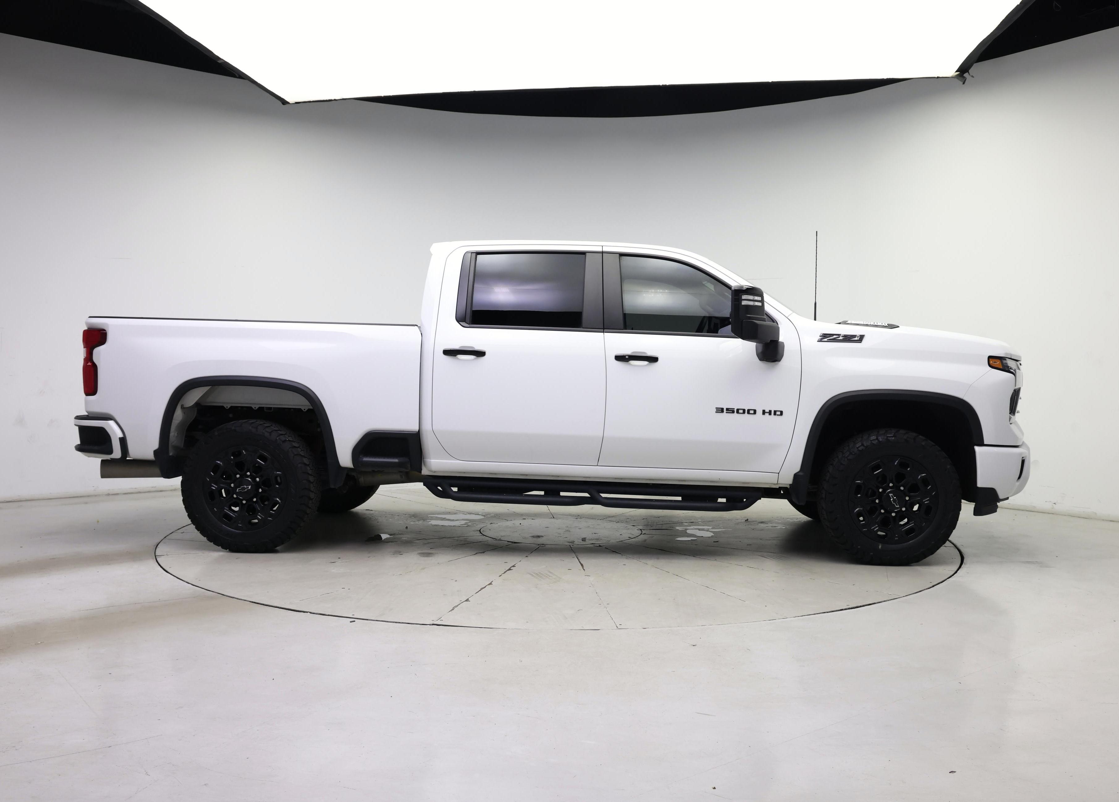 Thumbnail: 2024 Chevrolet Silverado 3500 - 7