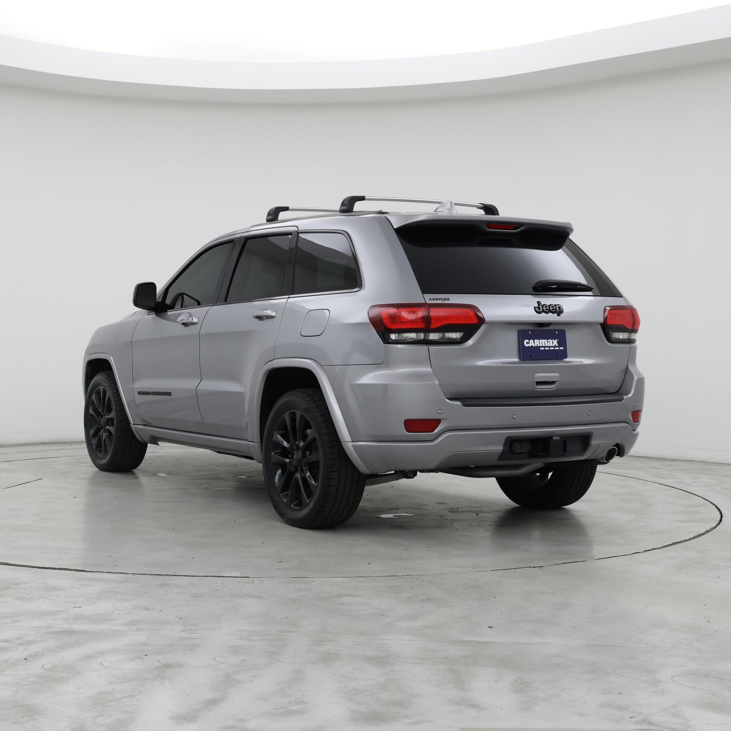 Thumbnail: 2020 Jeep Grand Cherokee - 2