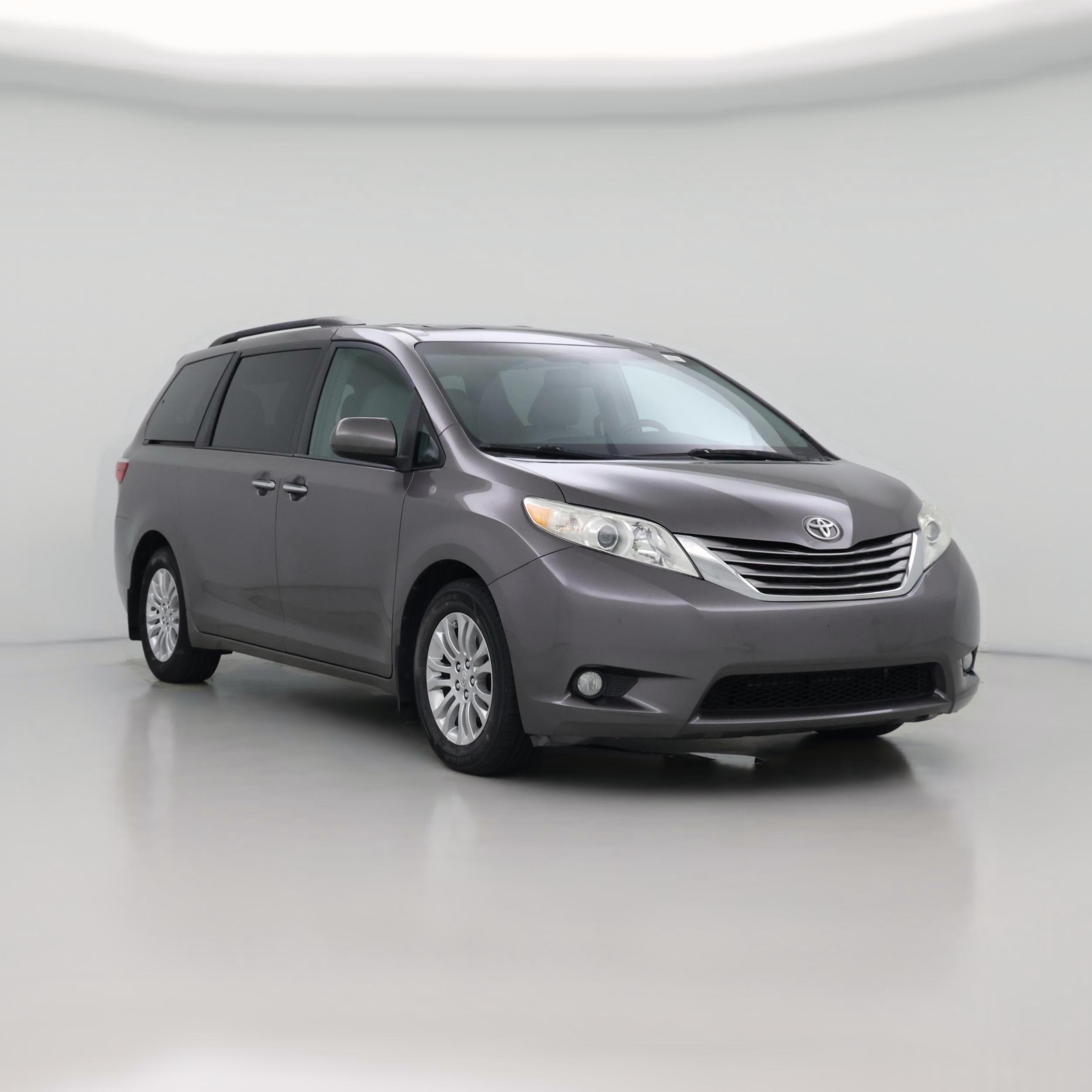 Thumbnail: 2015 Toyota Sienna - 1