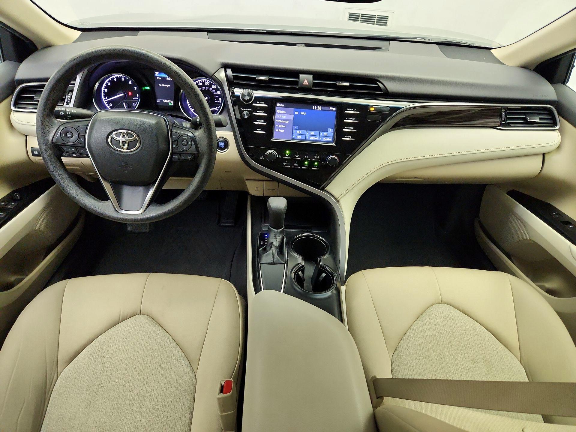 Thumbnail: 2019 Toyota Camry - 9