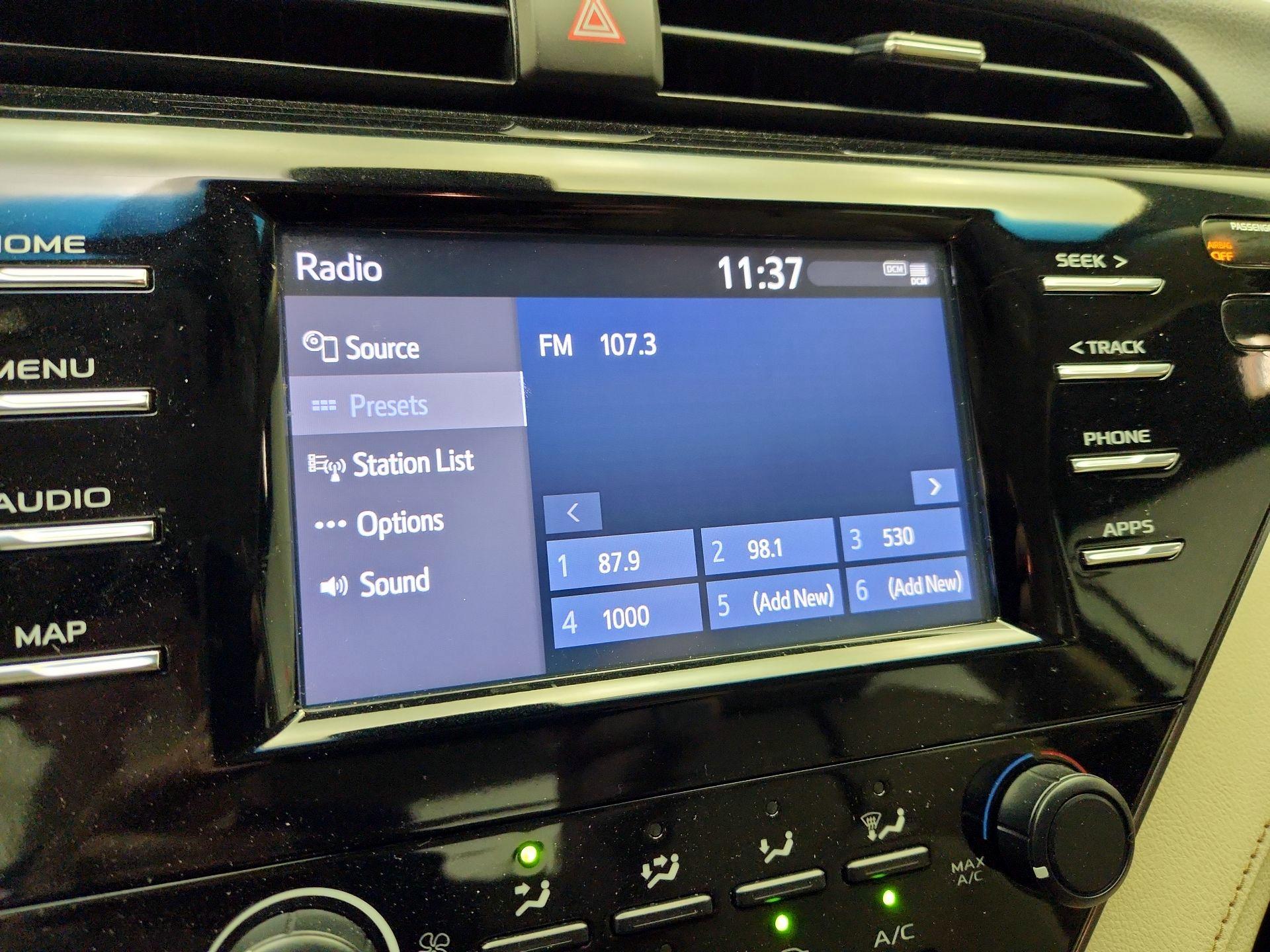 Thumbnail: 2019 Toyota Camry - 15