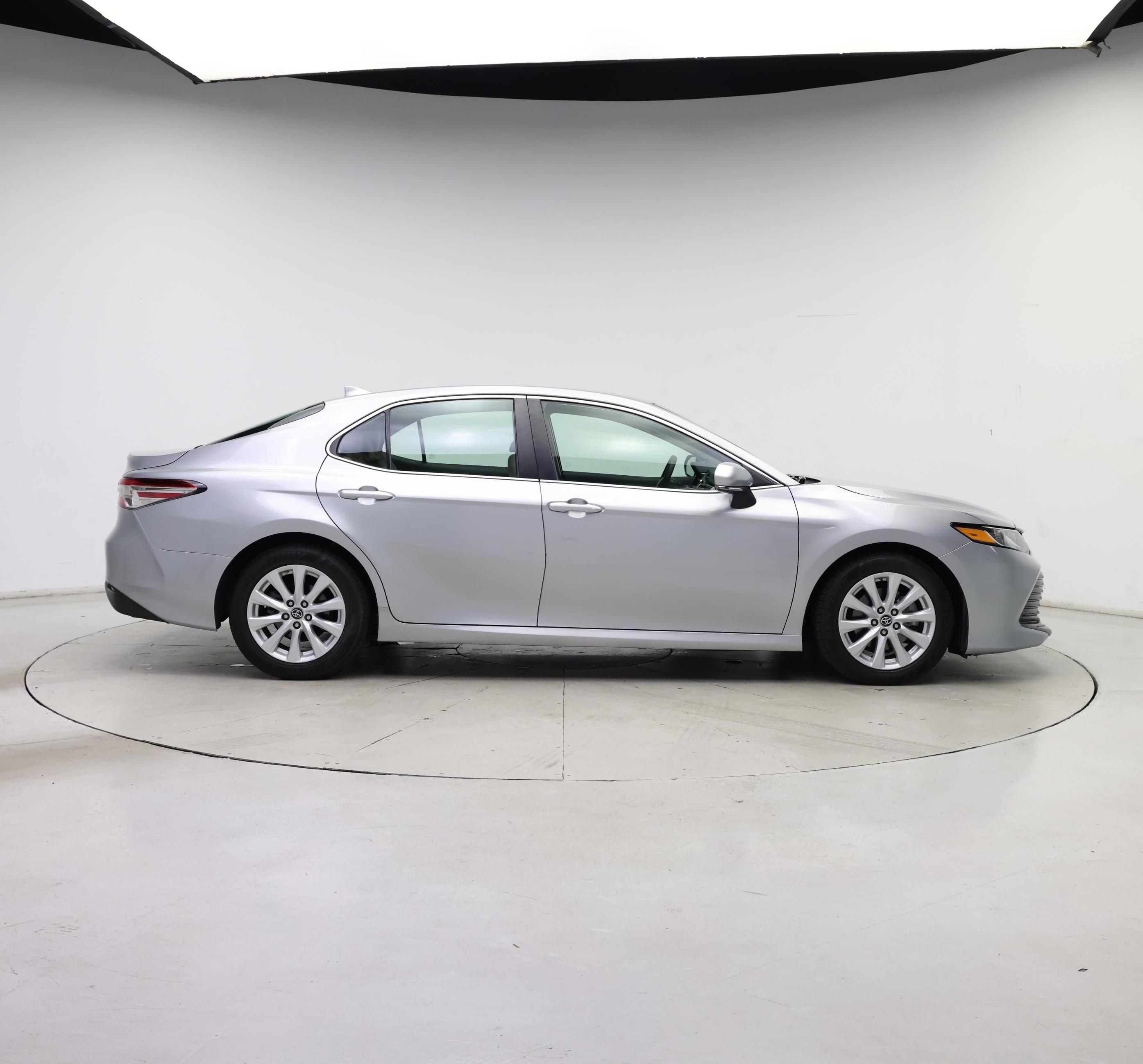 Thumbnail: 2019 Toyota Camry - 7