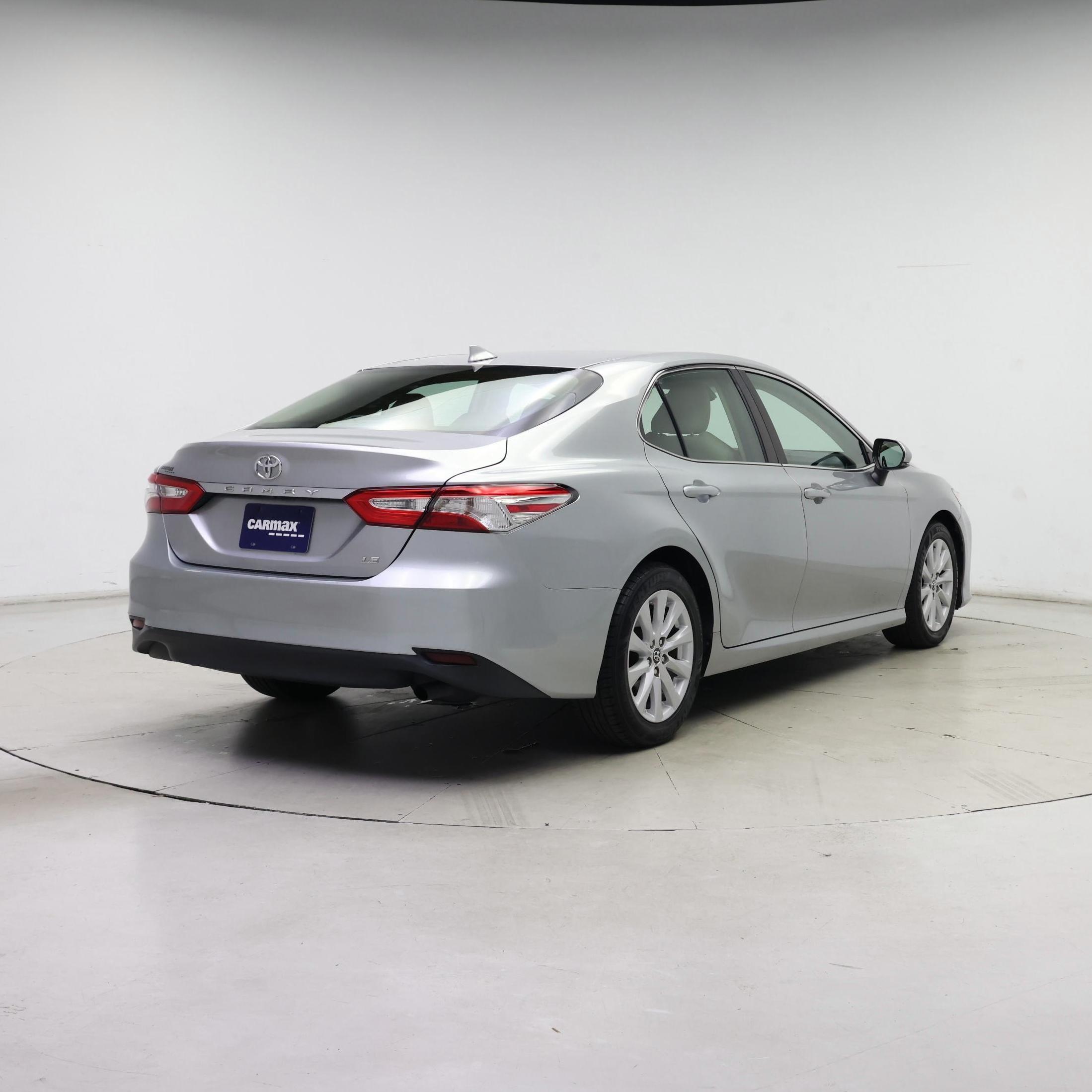 Thumbnail: 2019 Toyota Camry - 8
