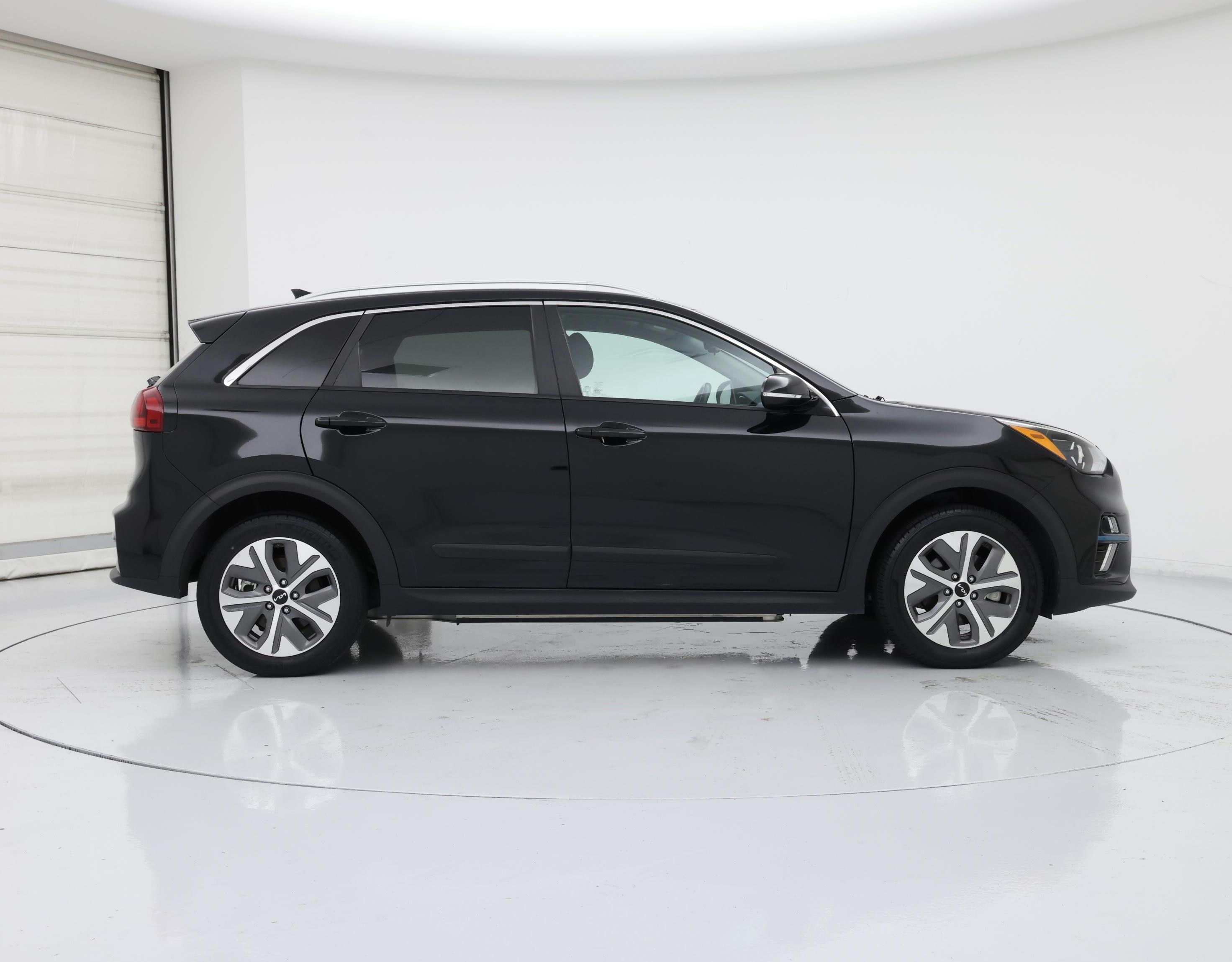 Thumbnail: 2022 Kia Niro - 7