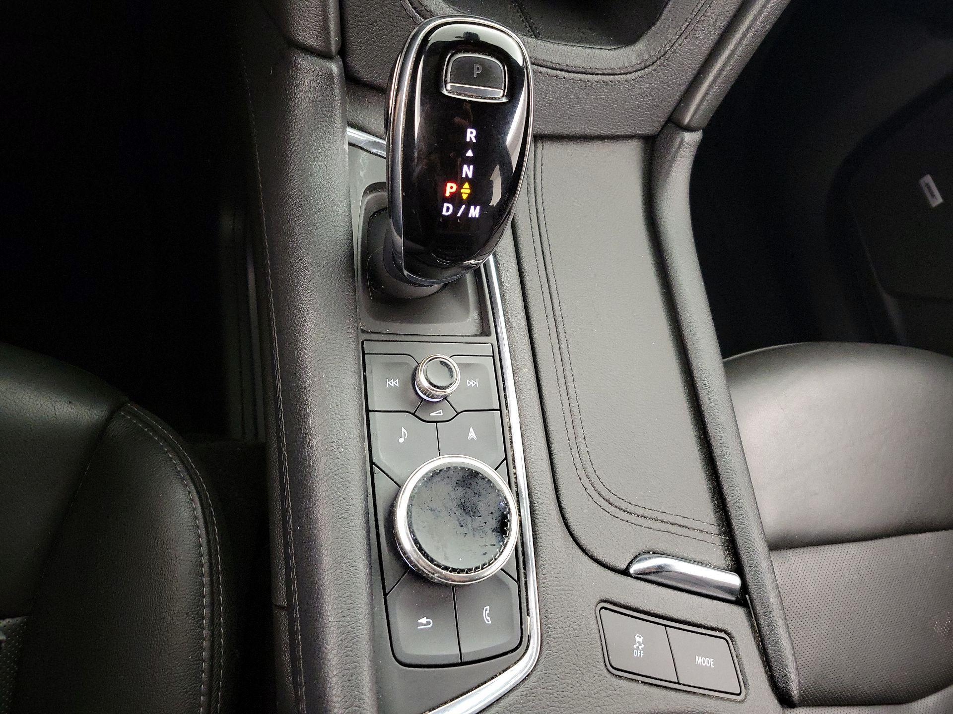 Thumbnail: 2020 Cadillac XT6 - 18