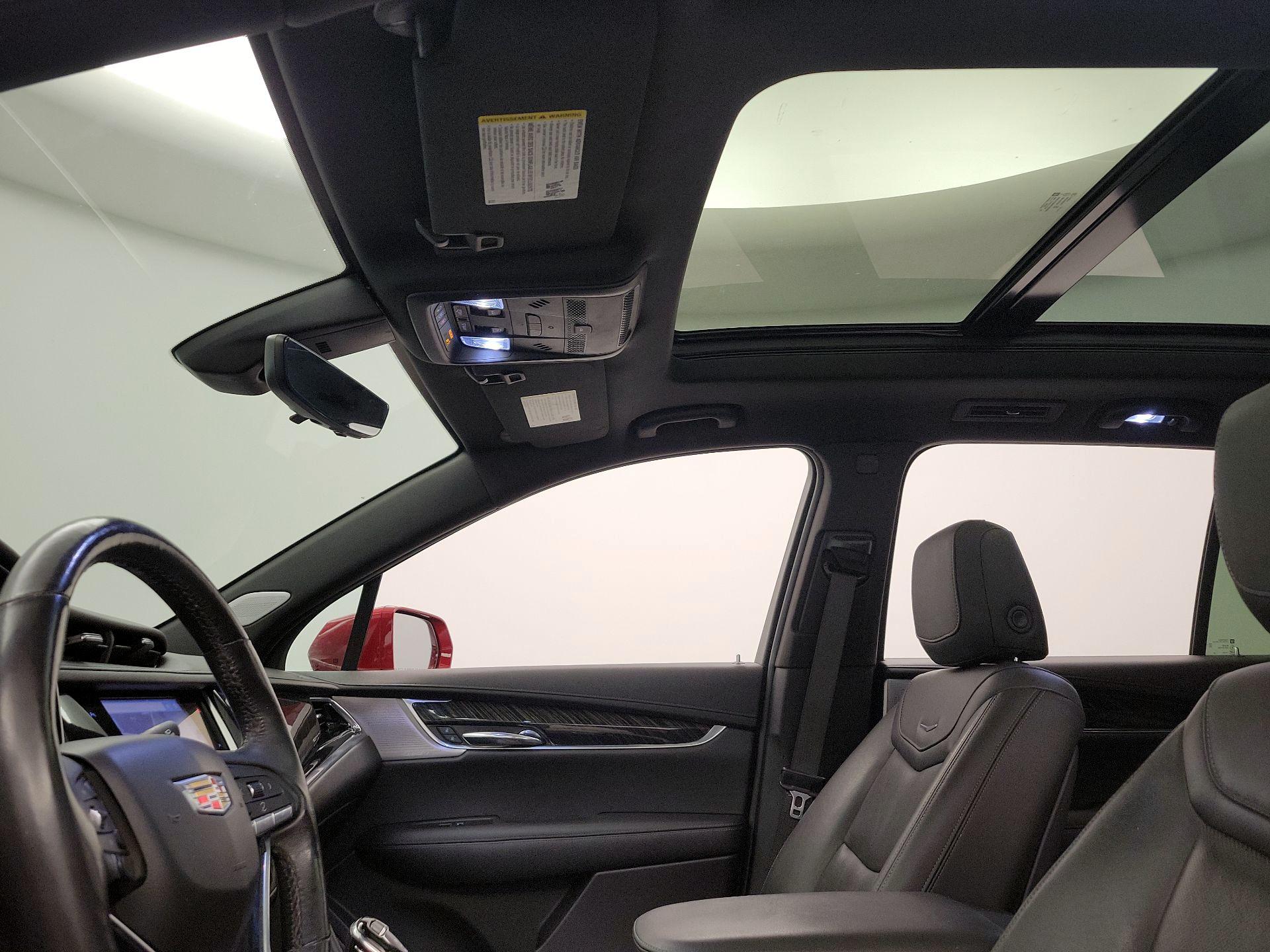 Thumbnail: 2020 Cadillac XT6 - 20