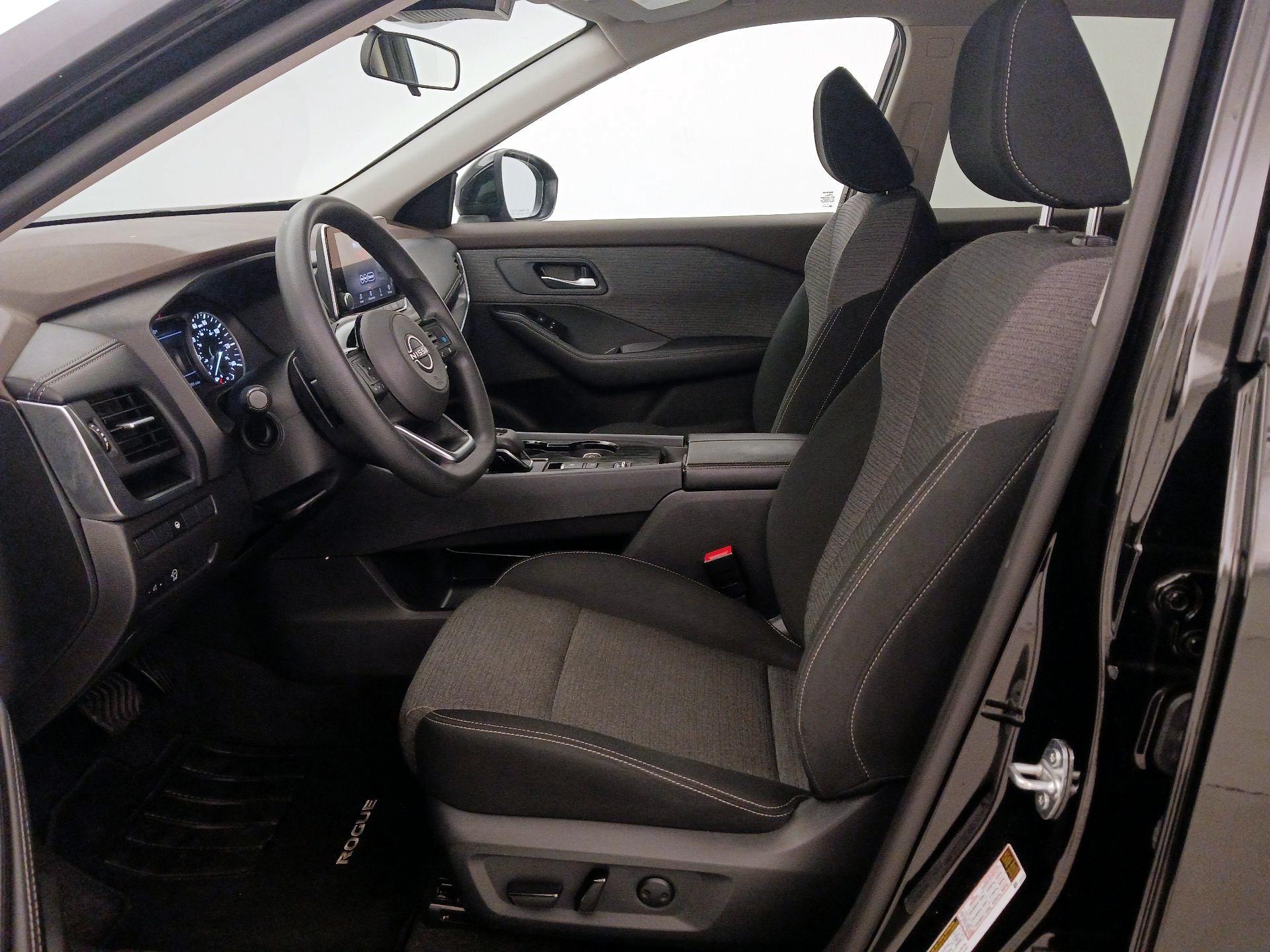 Thumbnail: 2023 Nissan Rogue - 11