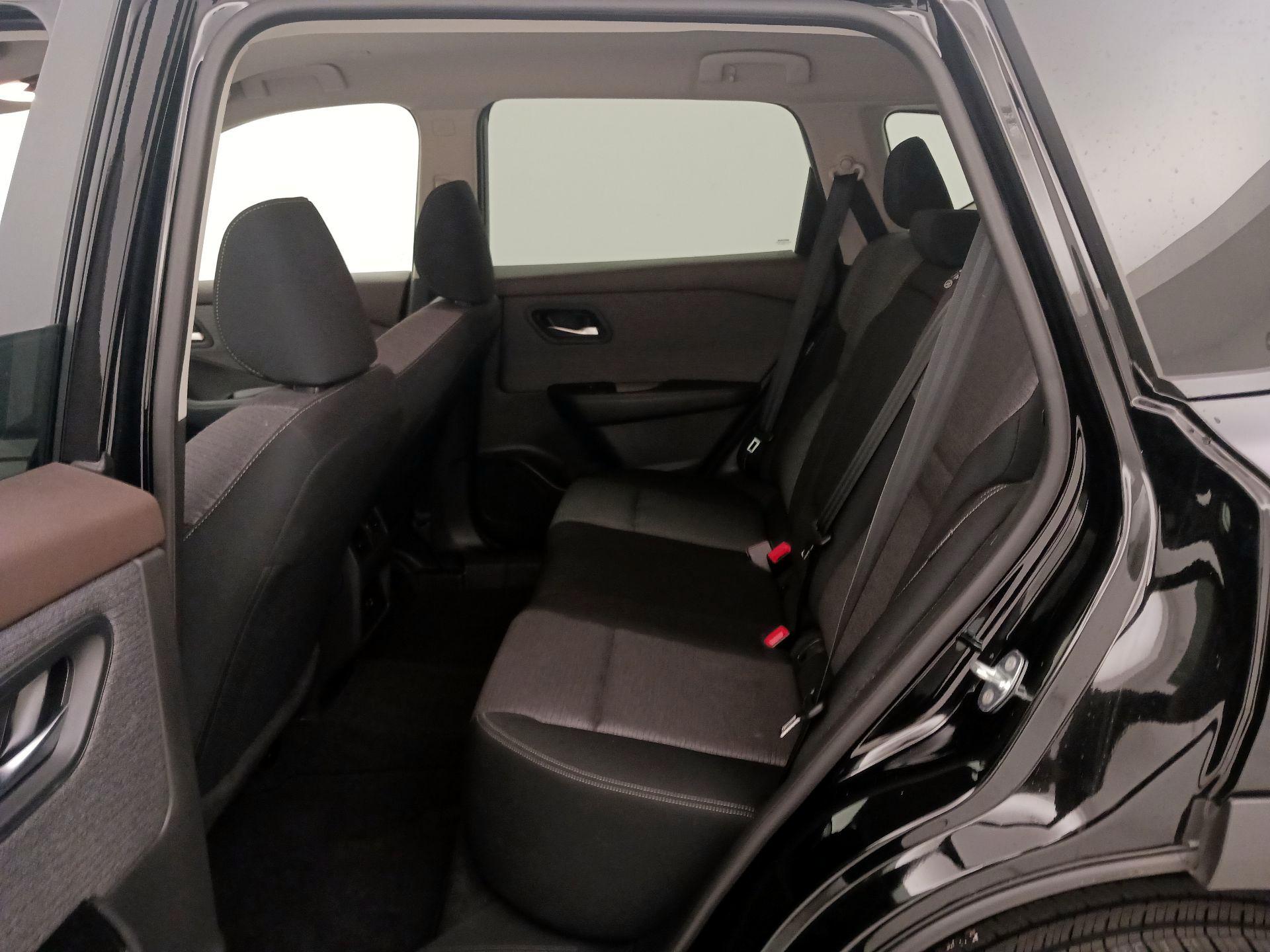 Thumbnail: 2023 Nissan Rogue - 19