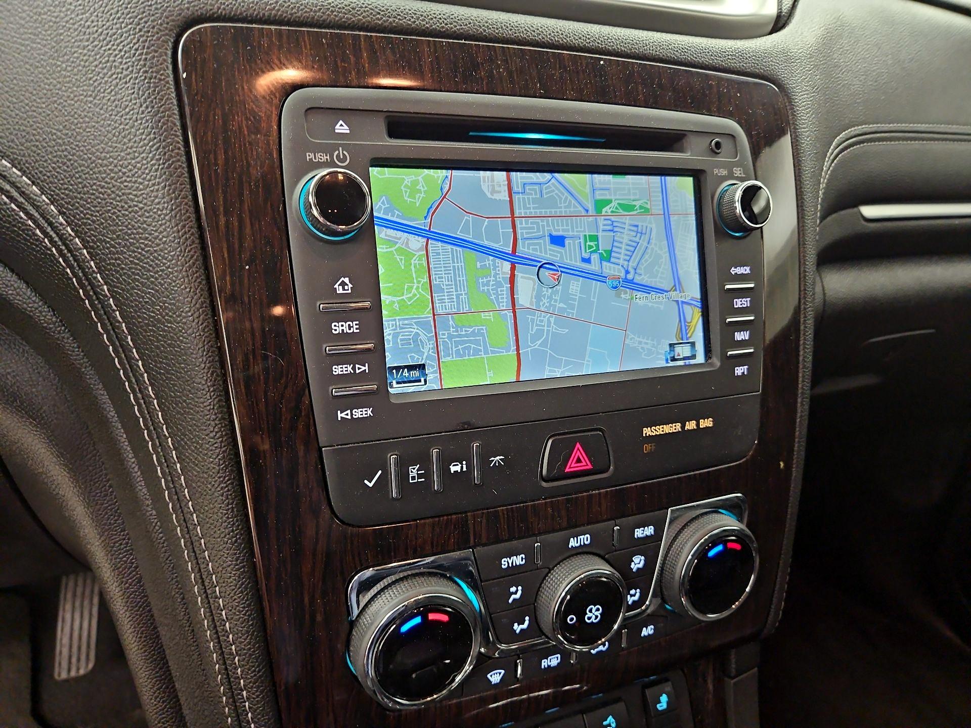 Thumbnail: 2017 Chevrolet Traverse - 14