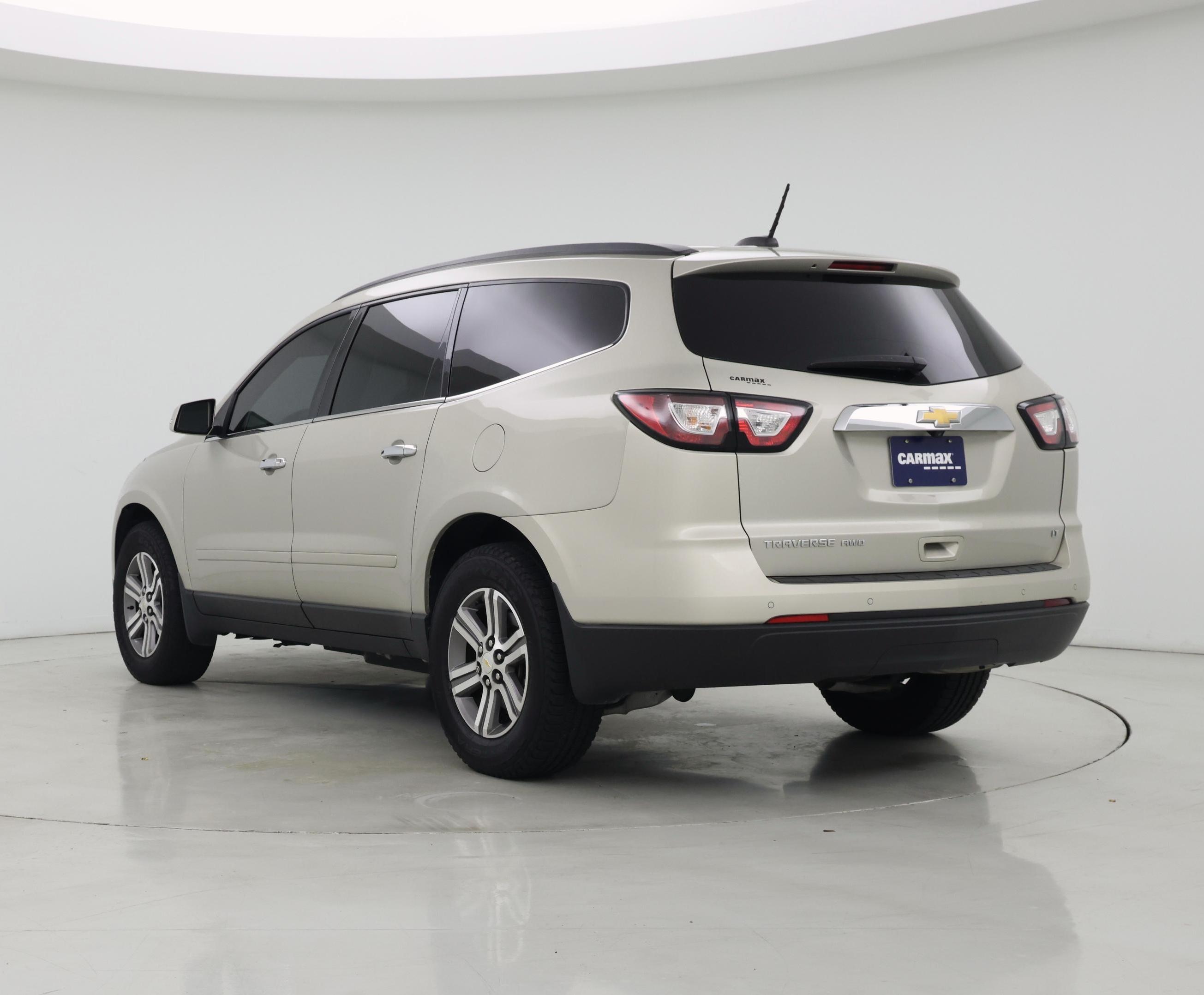 Thumbnail: 2017 Chevrolet Traverse - 2