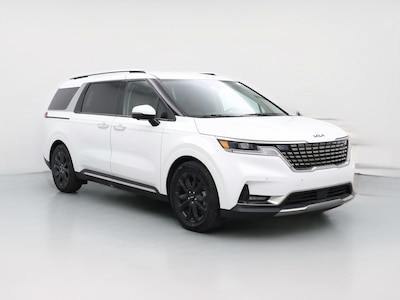 White 2024 Kia Carnival SX