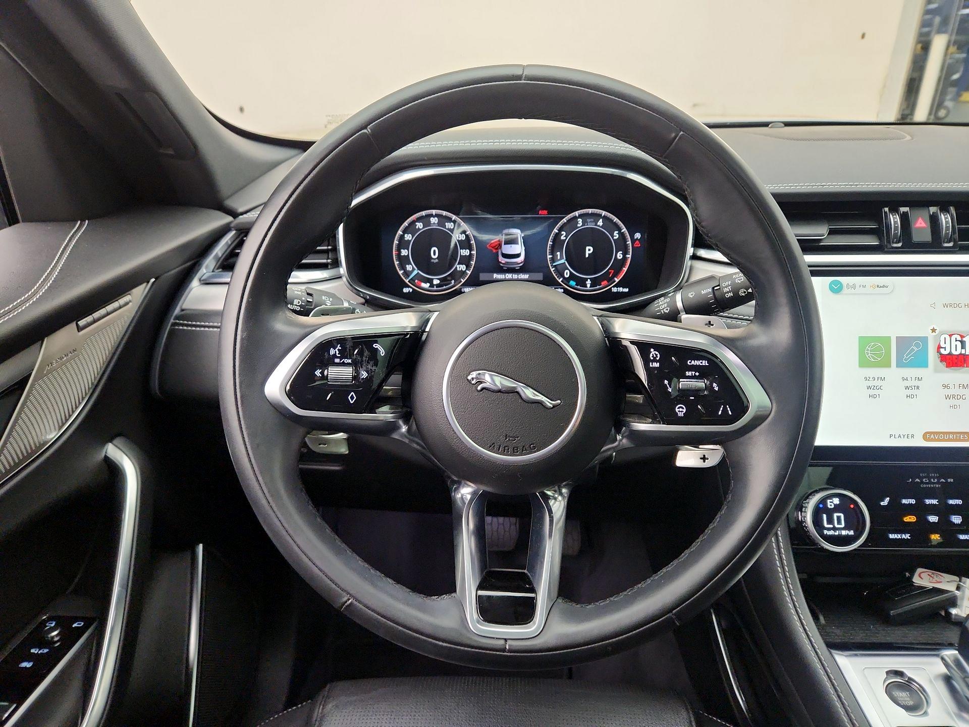 Thumbnail: 2024 Jaguar F-Pace - 10