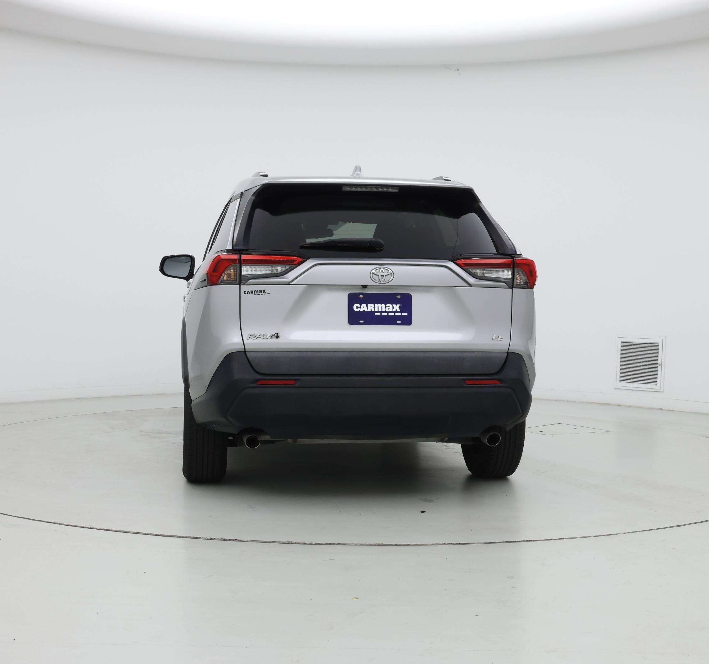 Thumbnail: 2019 Toyota RAV4 - 6