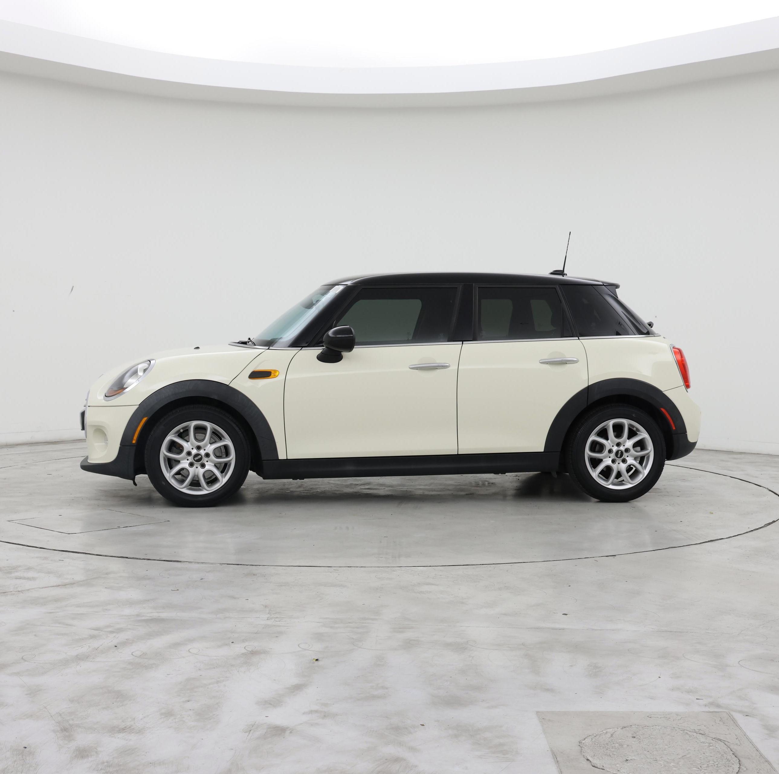 Thumbnail: 2018 MINI Cooper Hardtop - 3