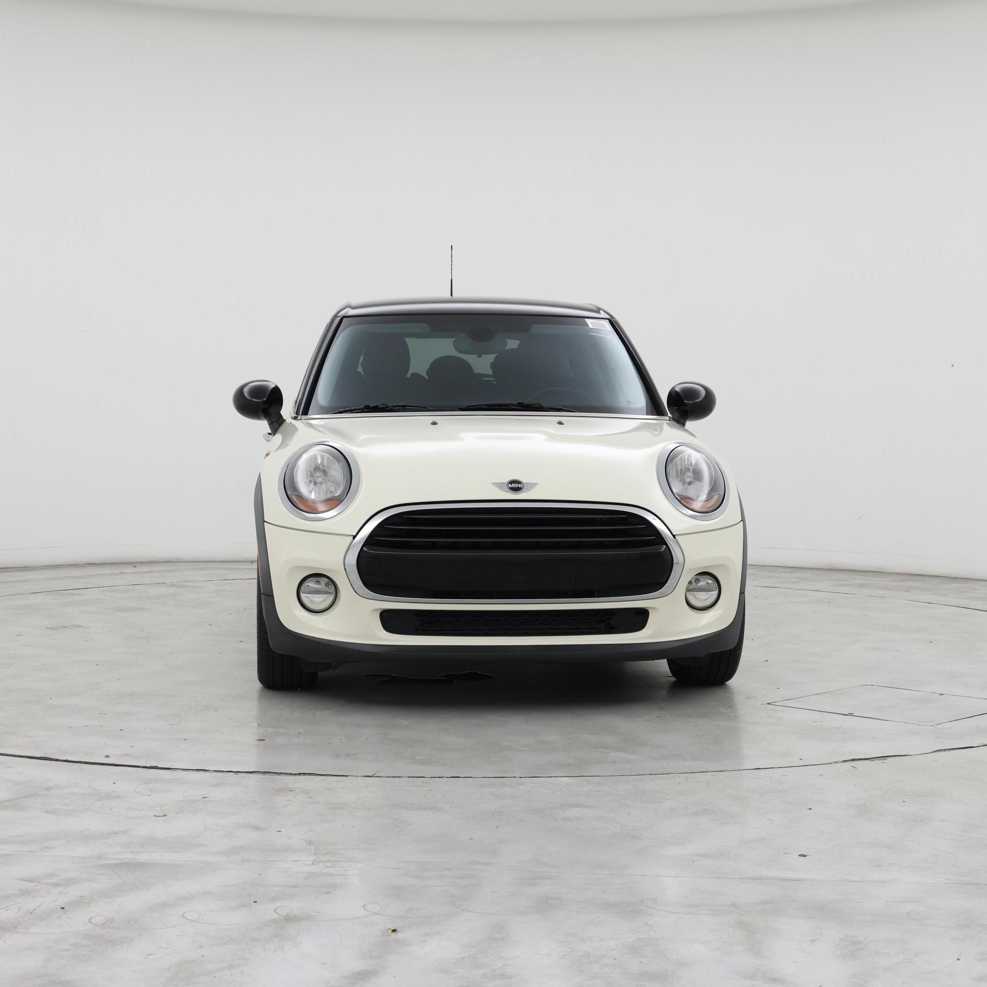 Thumbnail: 2018 MINI Cooper Hardtop - 5