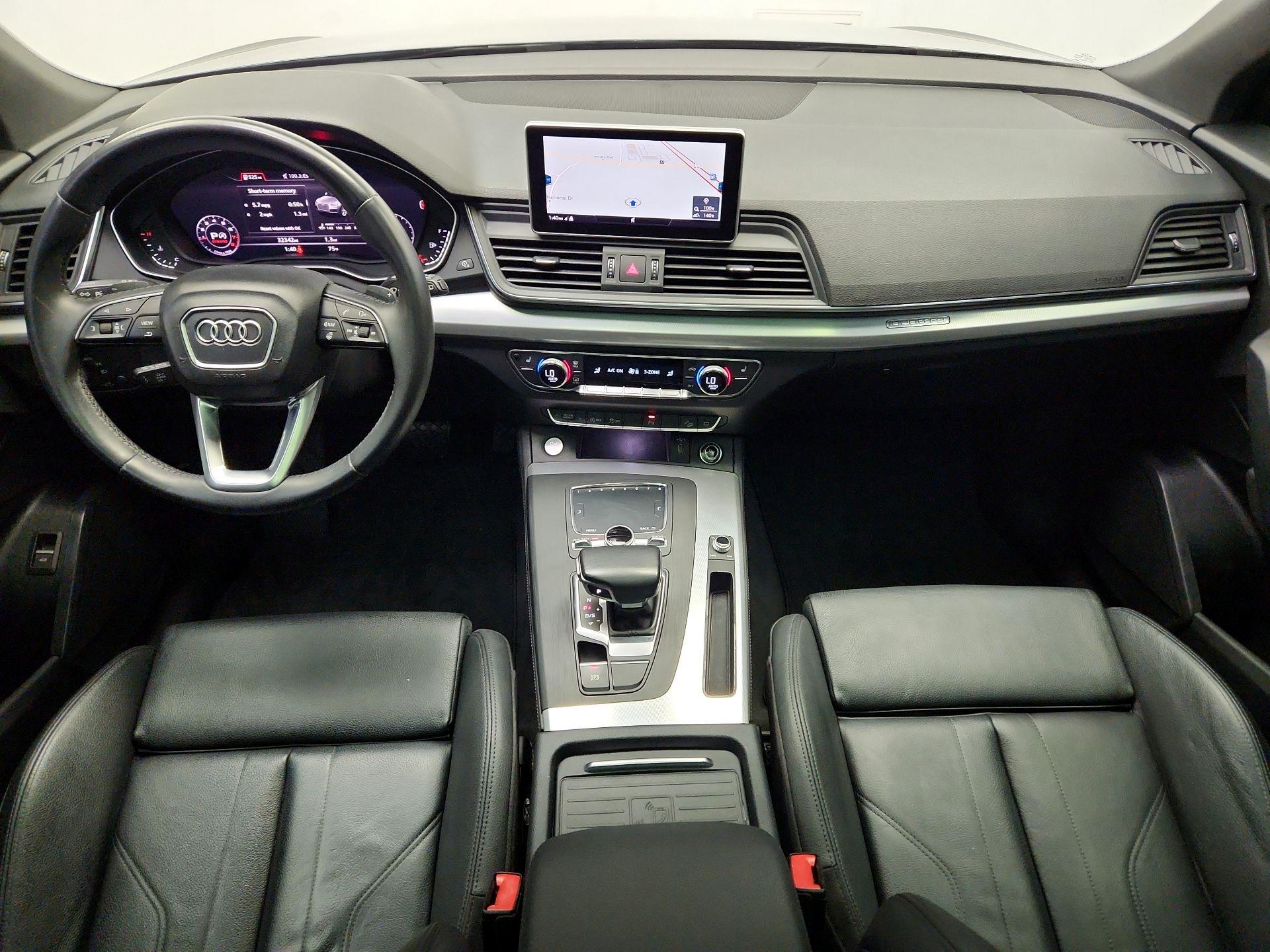 Thumbnail: 2020 Audi Q5 - 9