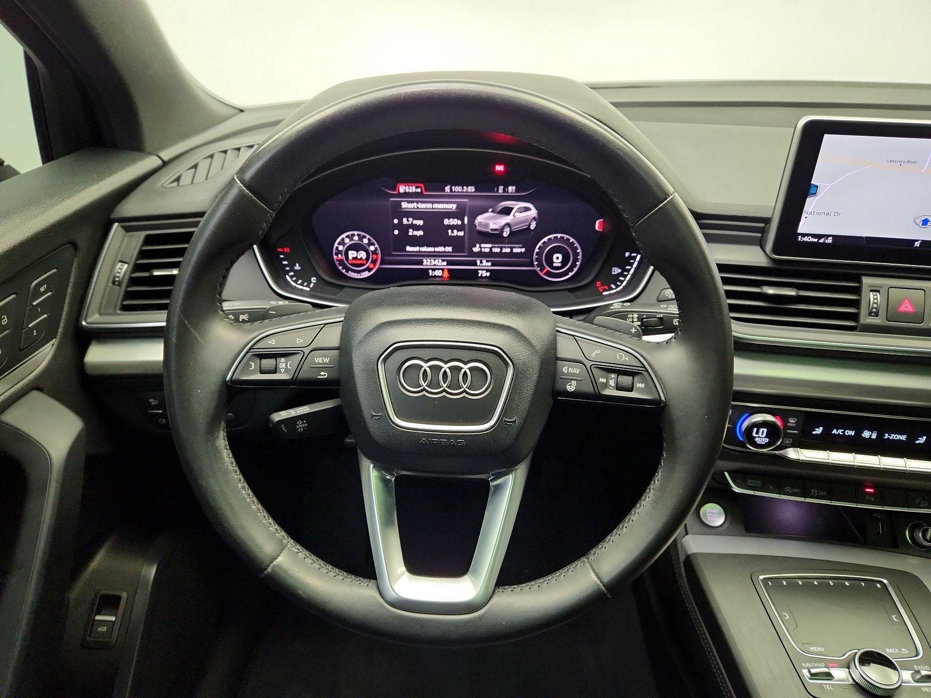 Thumbnail: 2020 Audi Q5 - 10