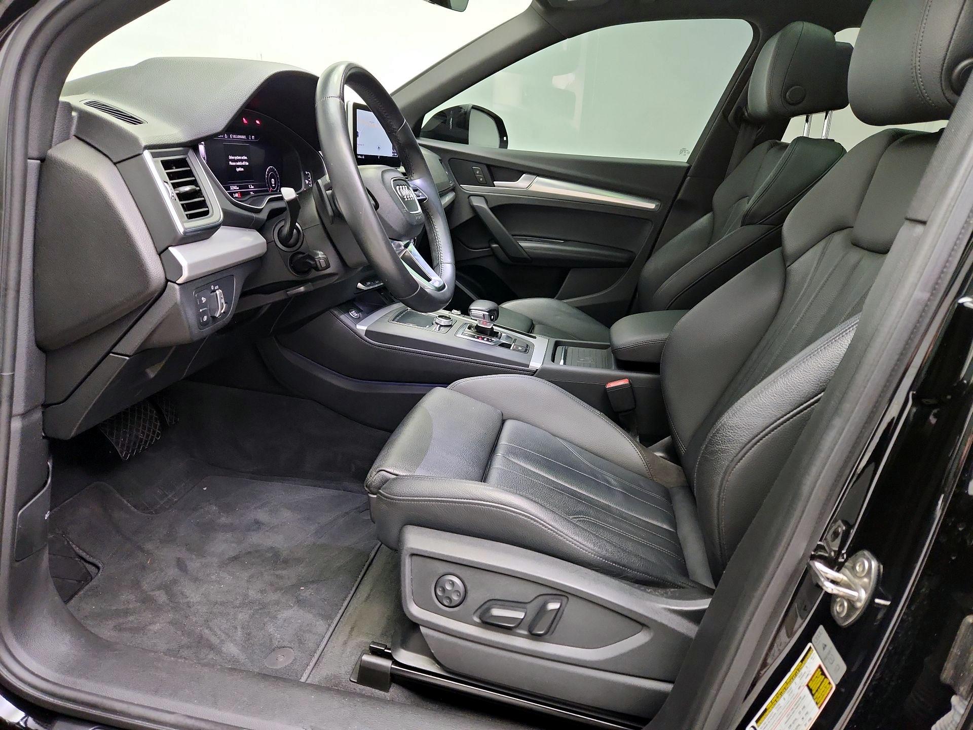 Thumbnail: 2020 Audi Q5 - 11