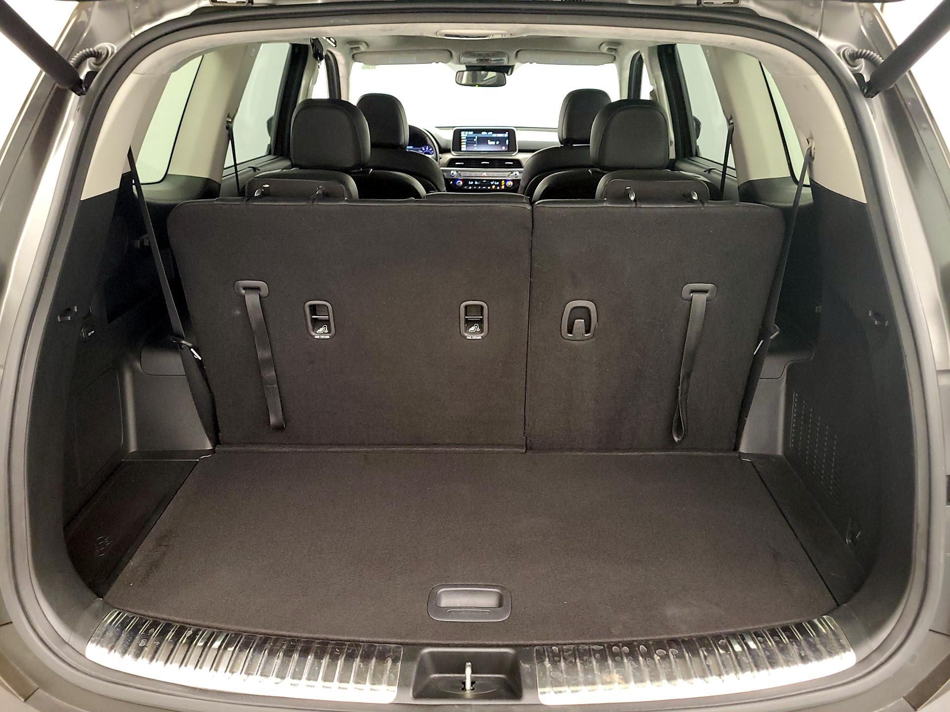 Thumbnail: 2020 Kia Telluride - 16