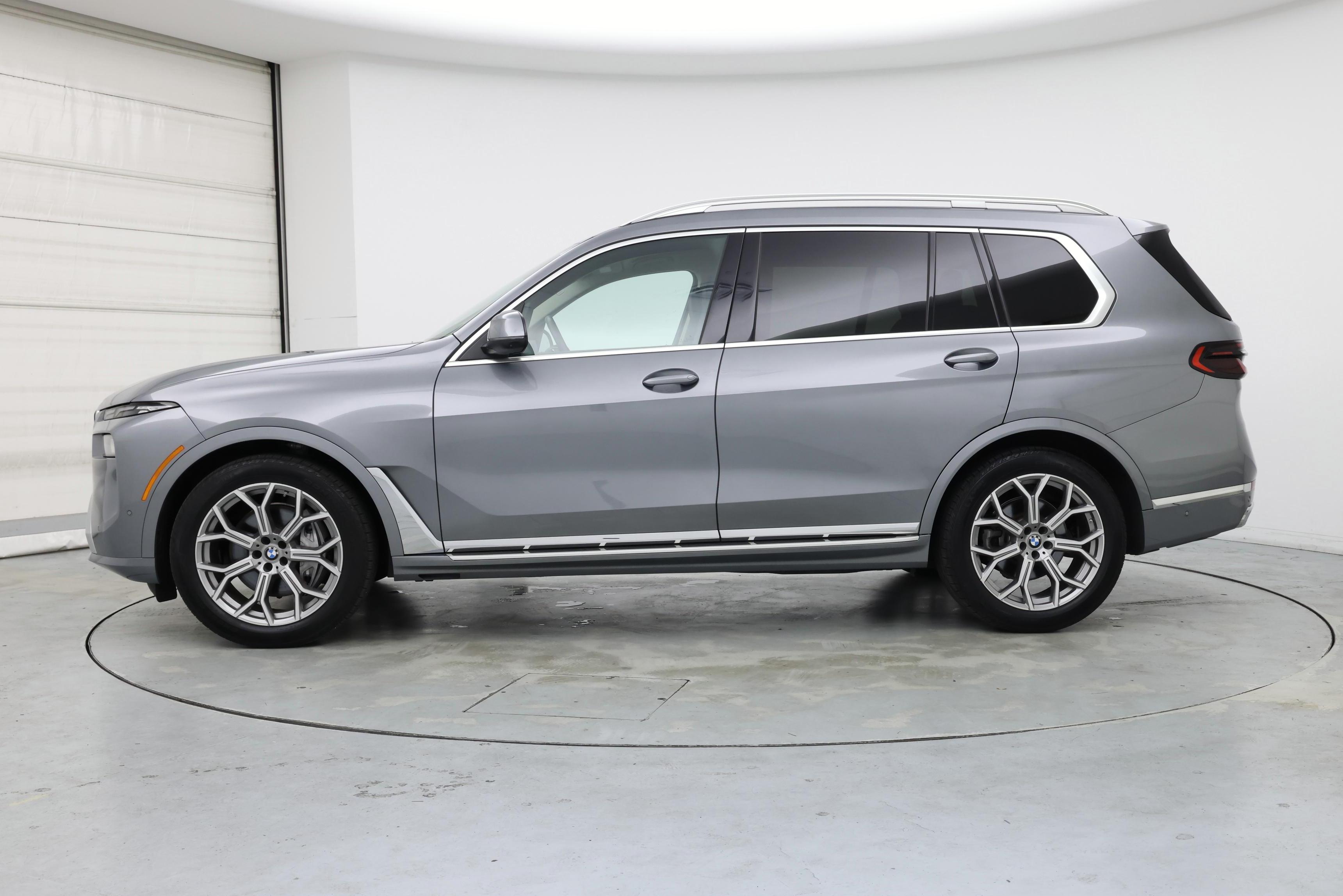 Thumbnail: 2024 BMW X7 - 3