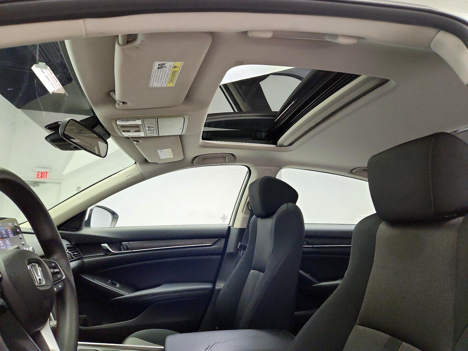 Thumbnail: 2018 Honda Accord - 19