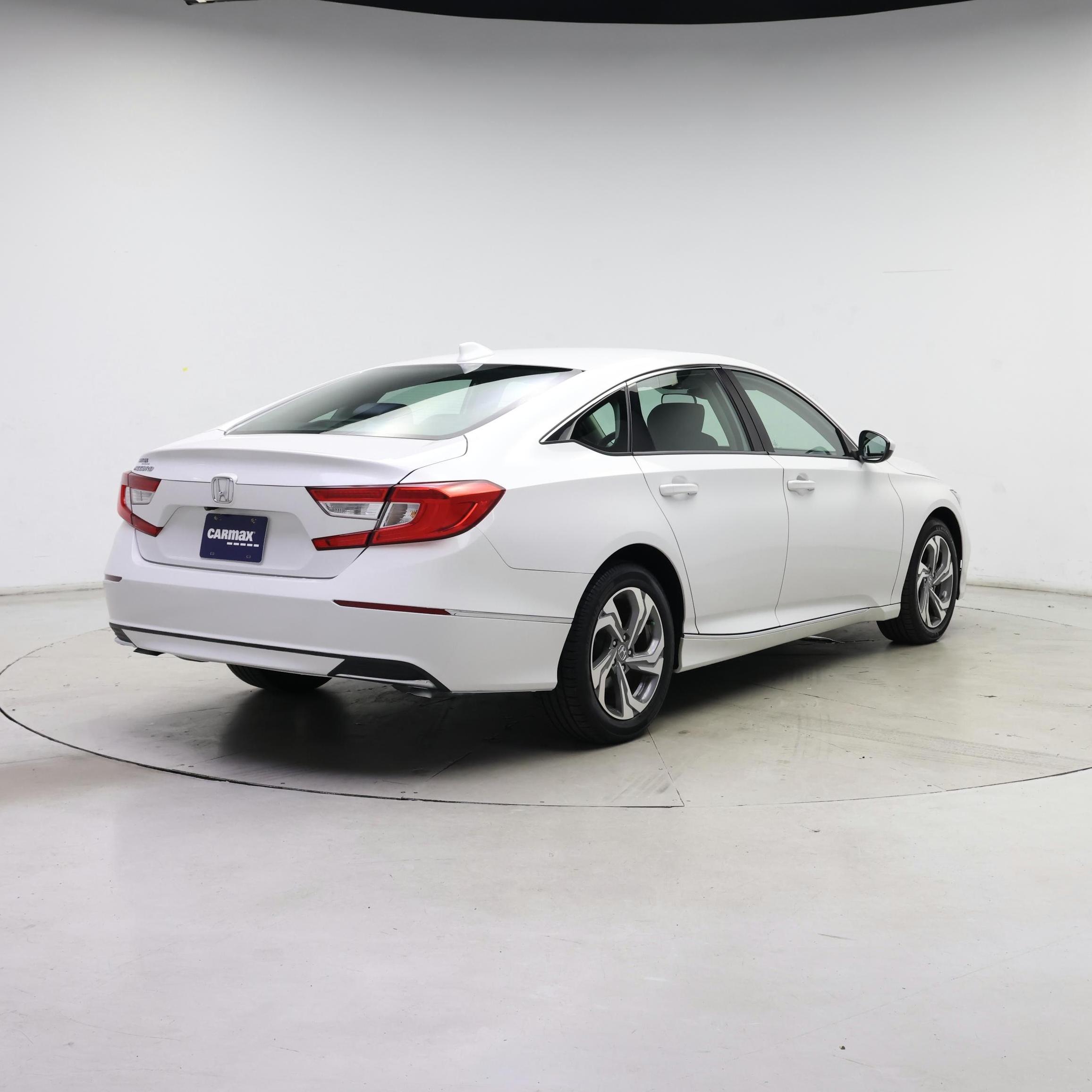Thumbnail: 2018 Honda Accord - 8