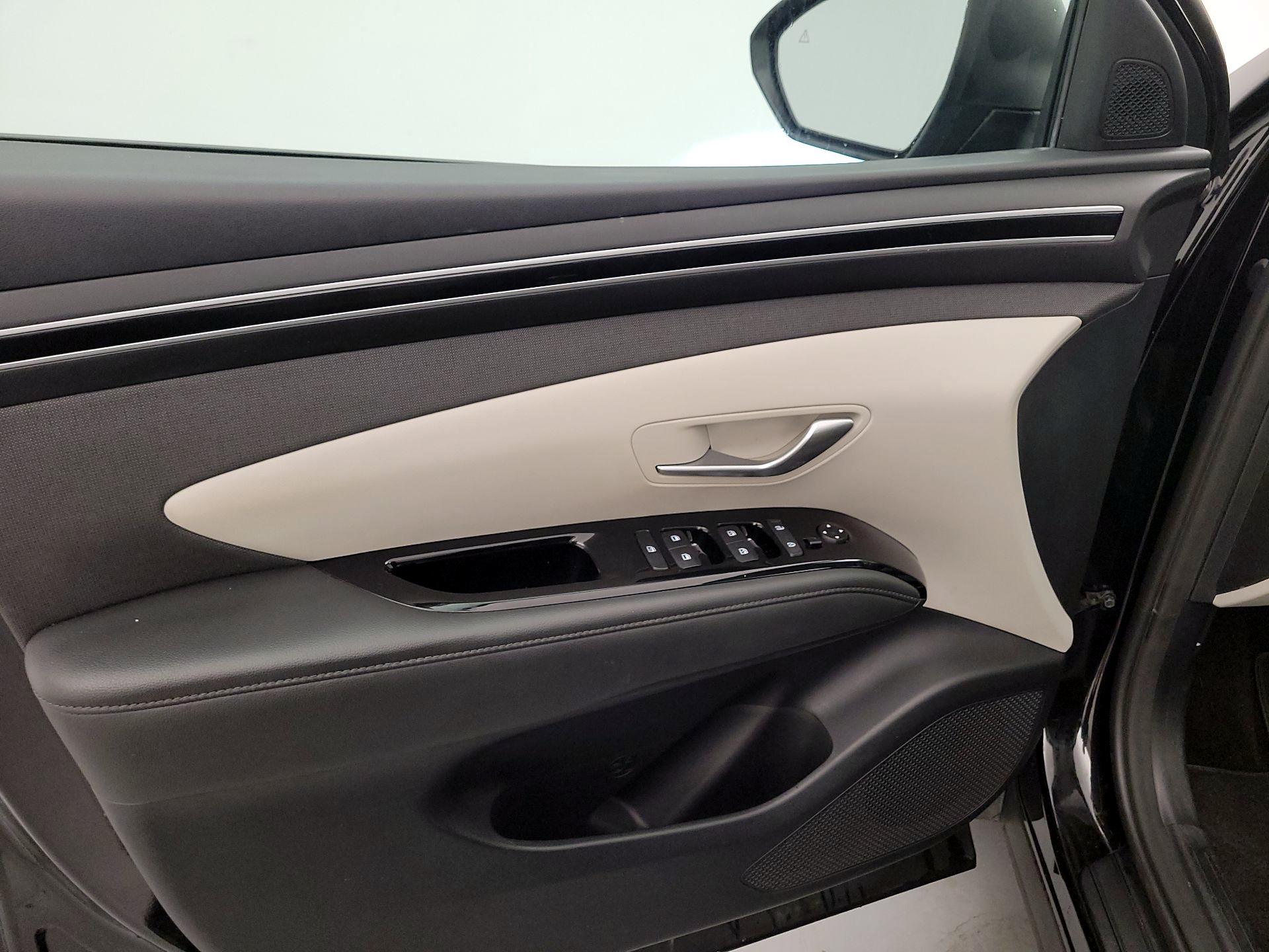 Thumbnail: 2022 Hyundai Tucson - 12