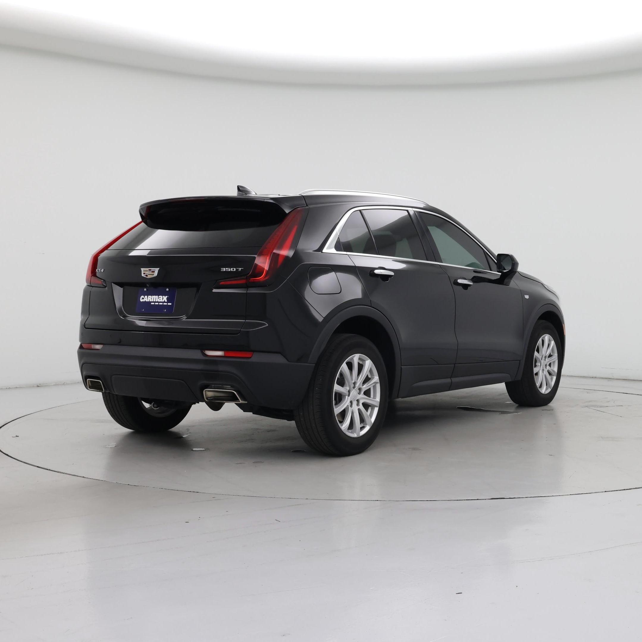 Thumbnail: 2022 Cadillac XT4 - 8