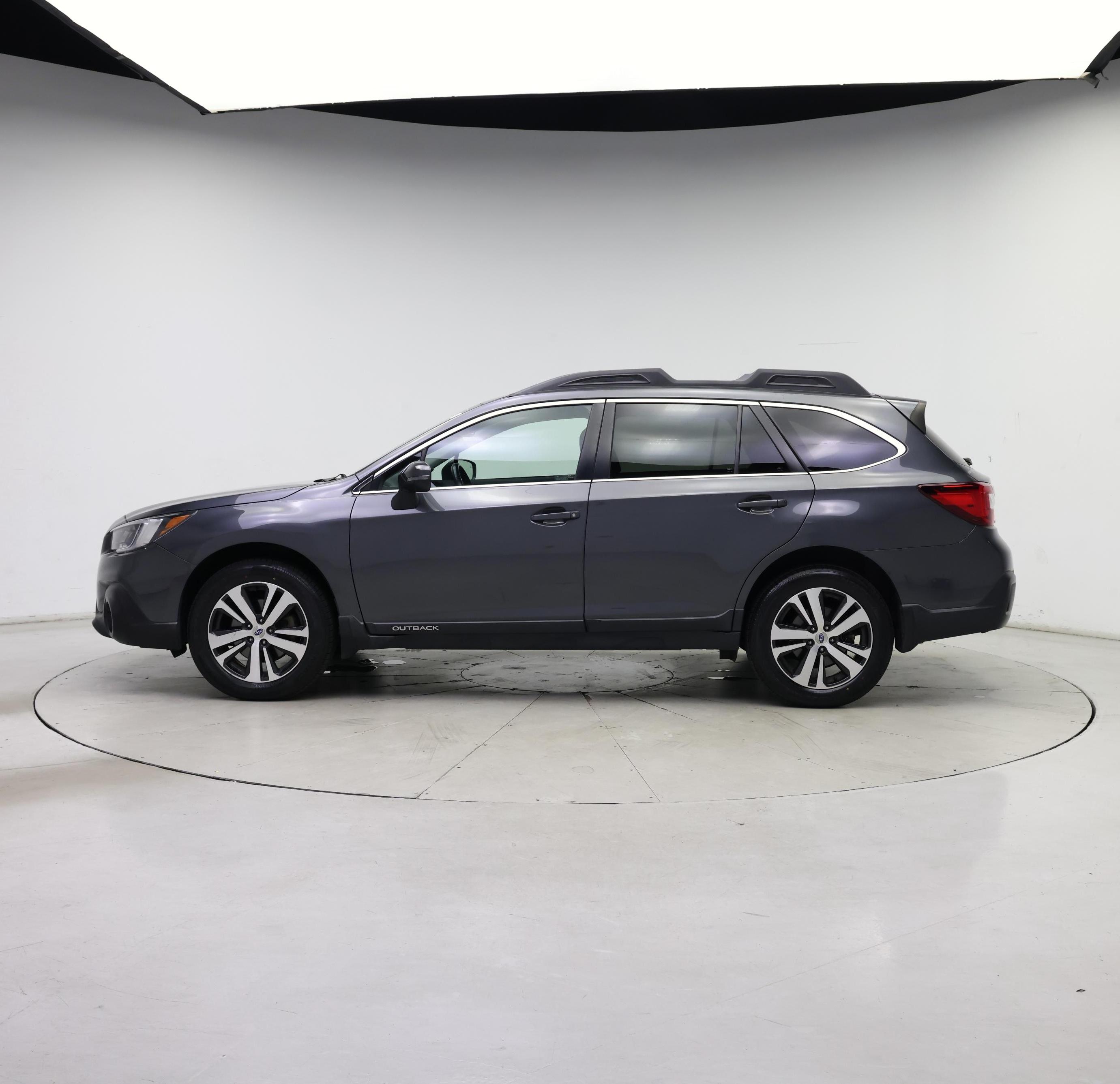 Thumbnail: 2018 Subaru Outback - 3