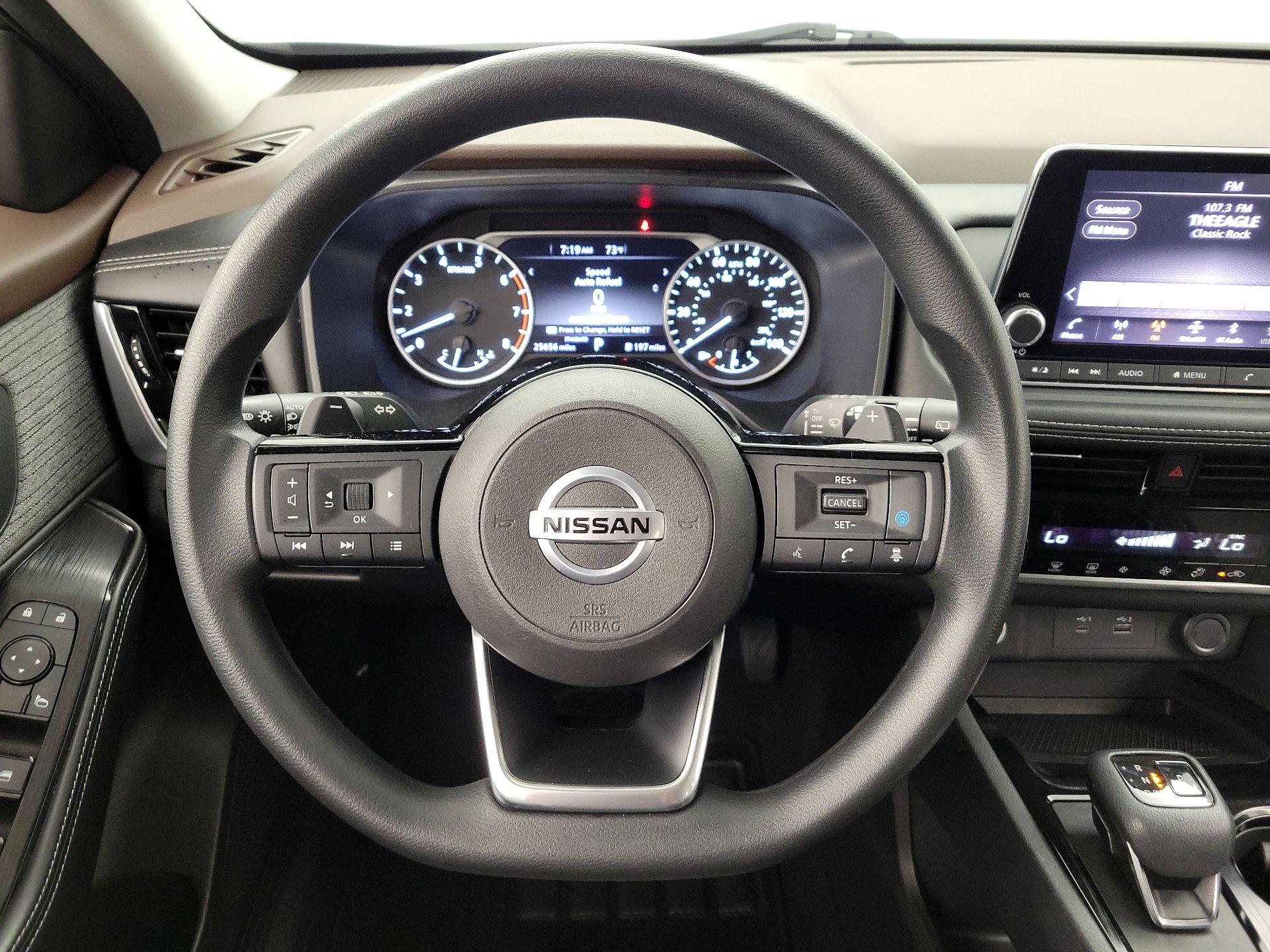 Thumbnail: 2021 Nissan Rogue - 10