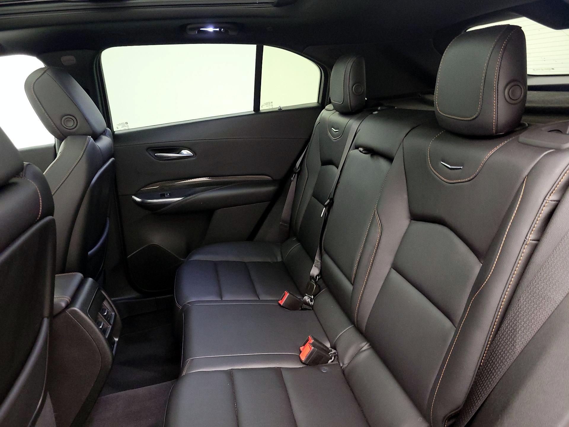 Thumbnail: 2023 Cadillac XT4 - 20