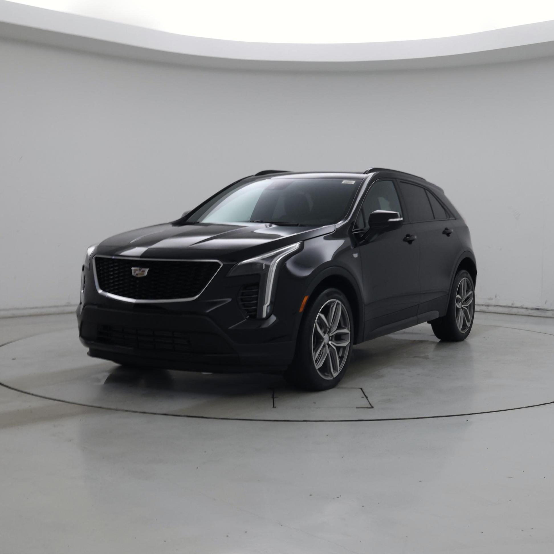 Thumbnail: 2023 Cadillac XT4 - 4