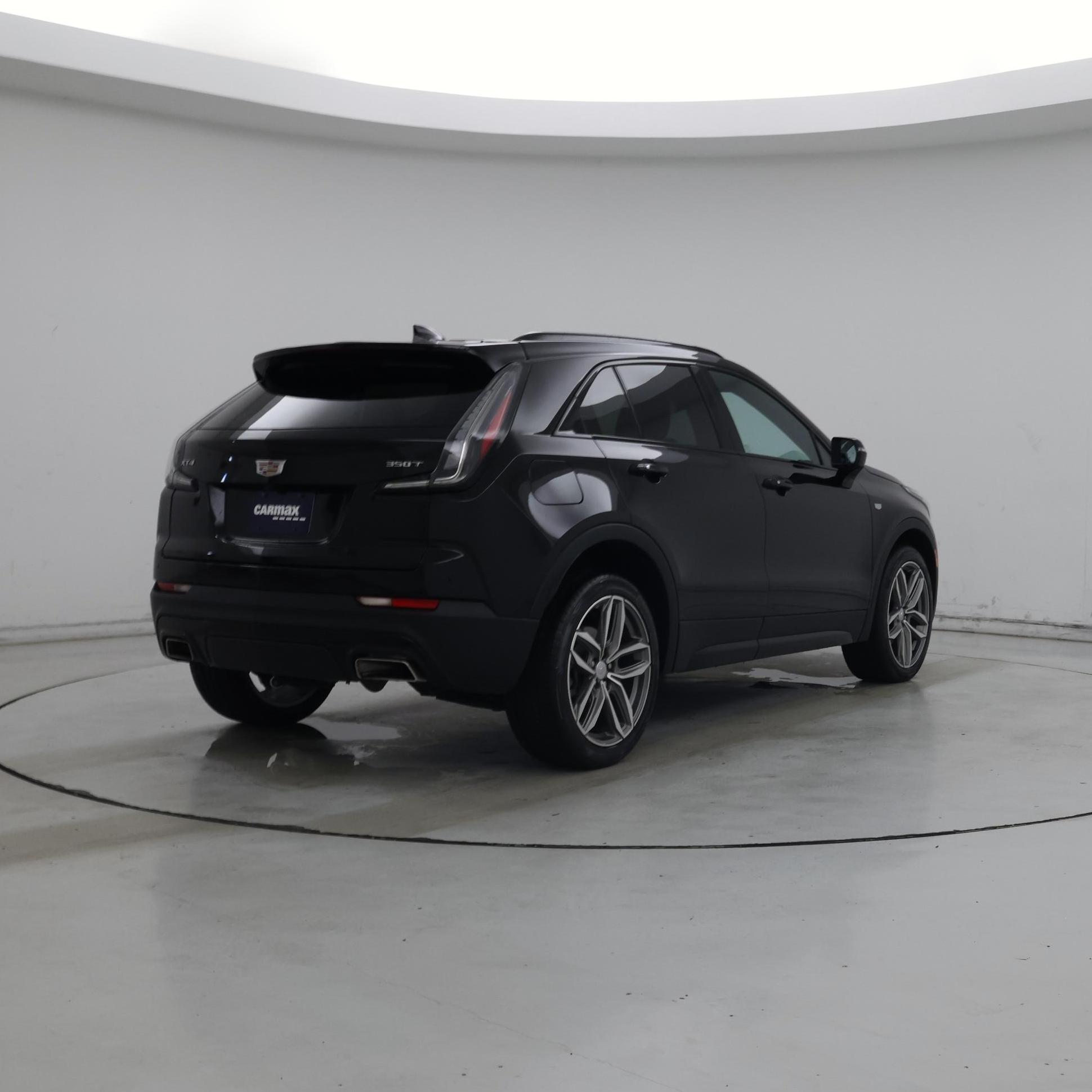 Thumbnail: 2023 Cadillac XT4 - 8