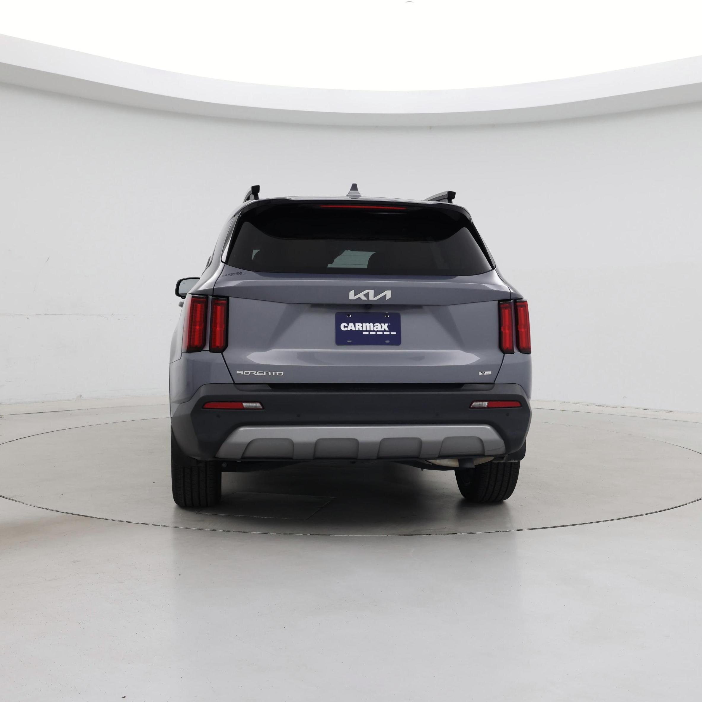 Thumbnail: 2023 Kia Sorento - 6