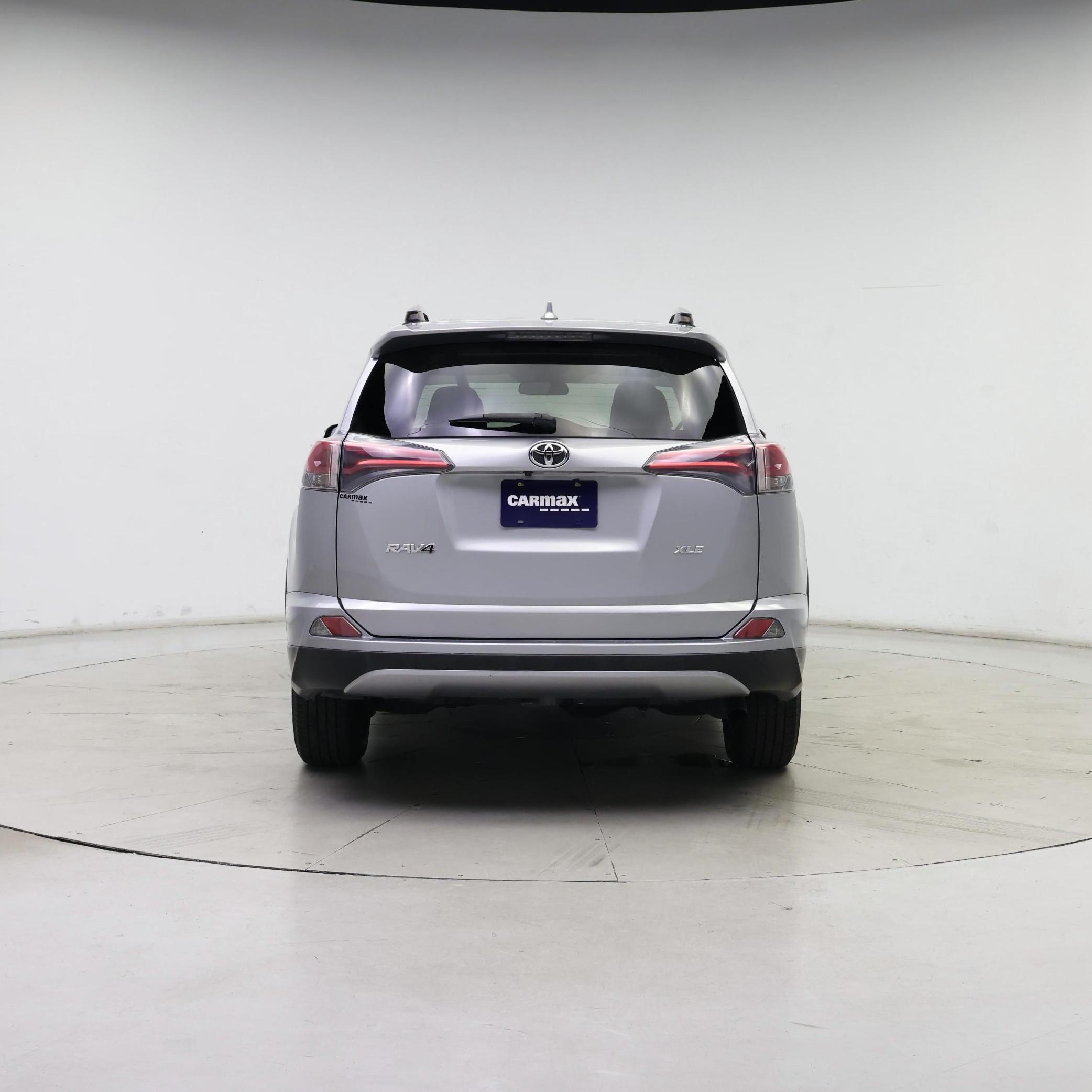 Thumbnail: 2018 Toyota RAV4 - 6