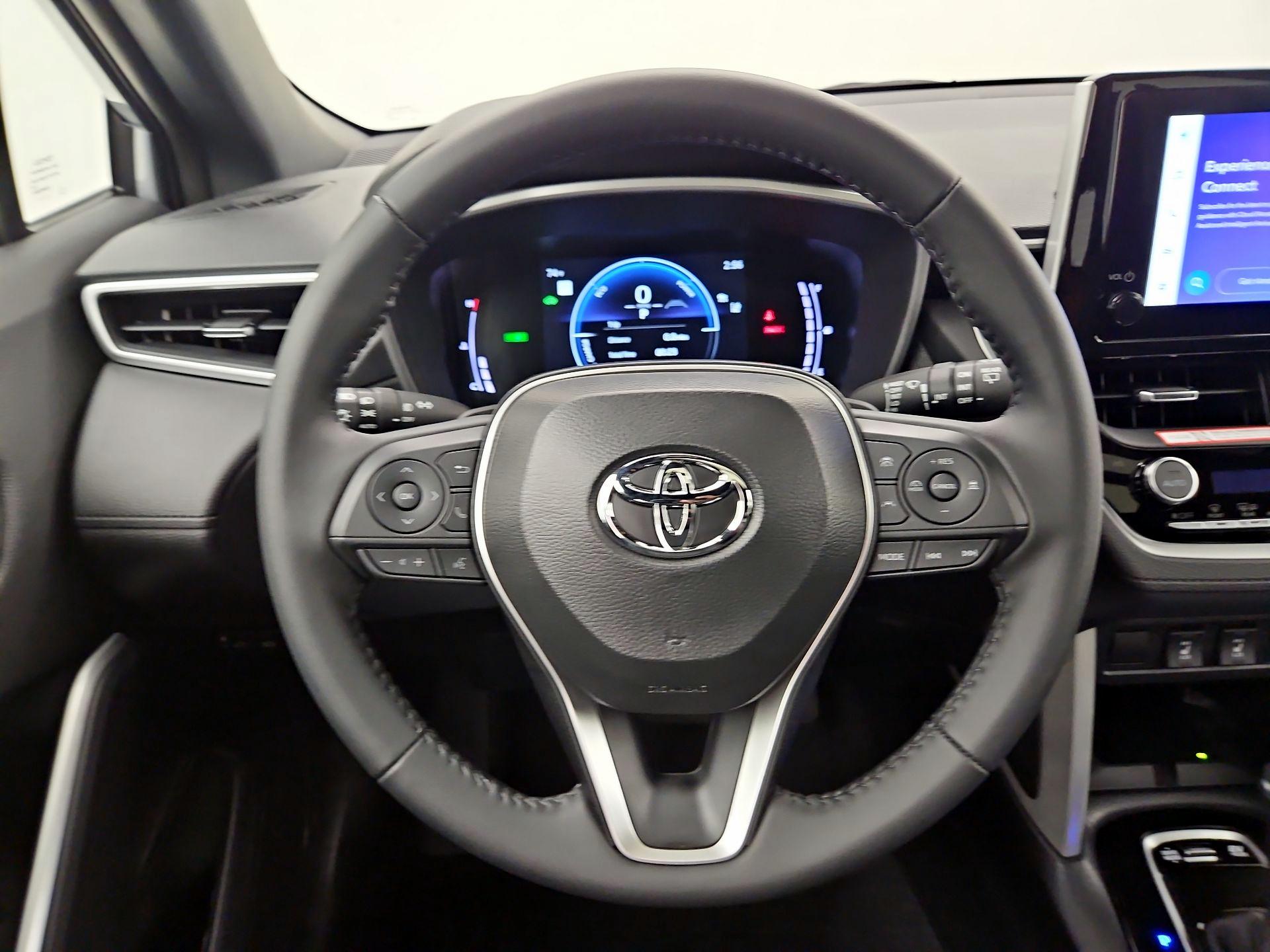 Thumbnail: 2025 Toyota Corolla Cross - 10