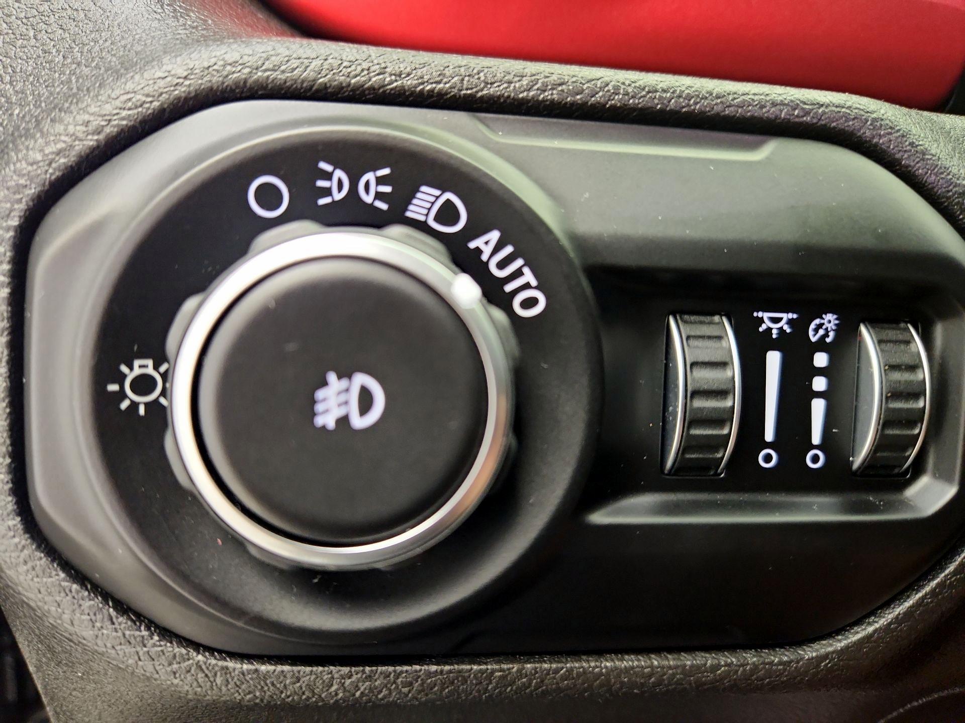 Thumbnail: 2020 Jeep Wrangler - 13