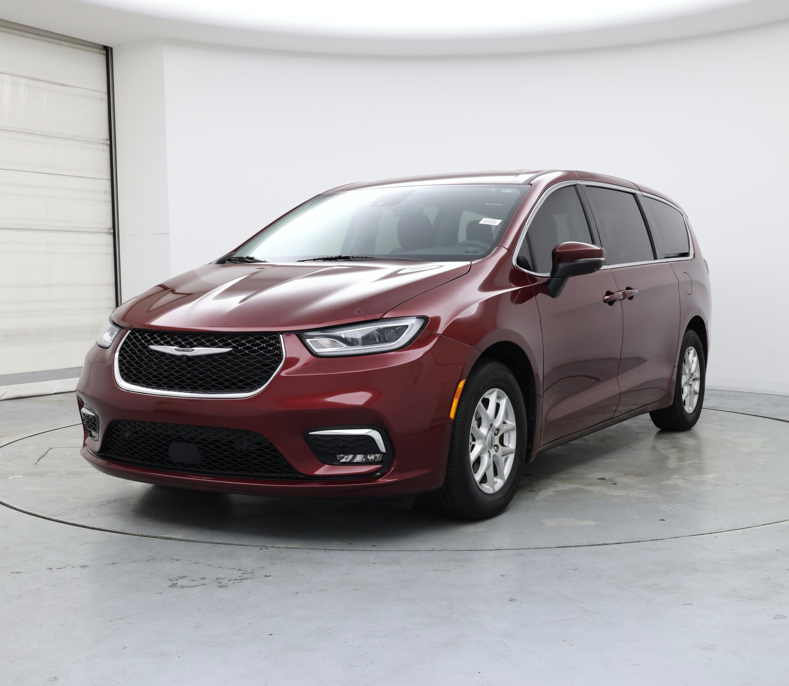 Thumbnail: 2023 Chrysler Pacifica - 4