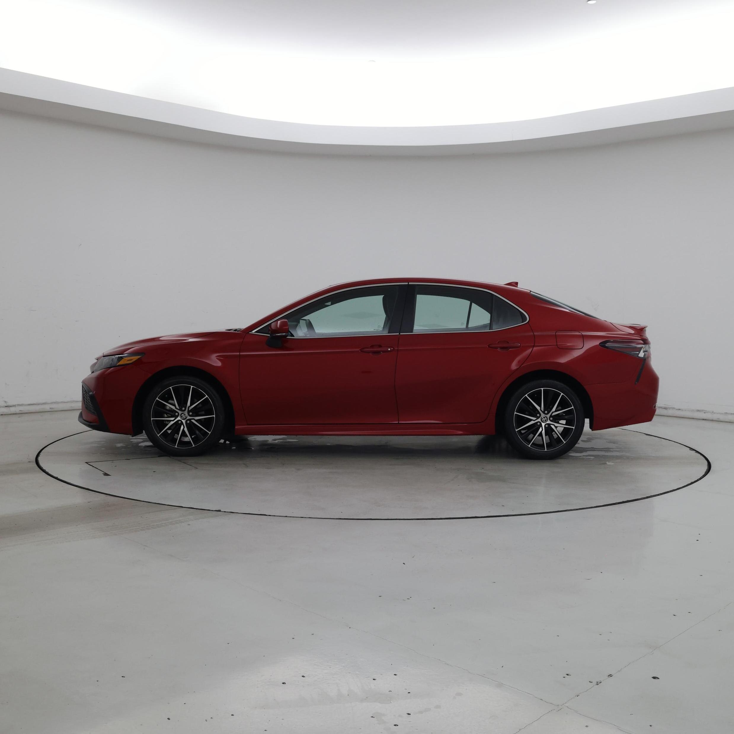 Thumbnail: 2024 Toyota Camry - 3