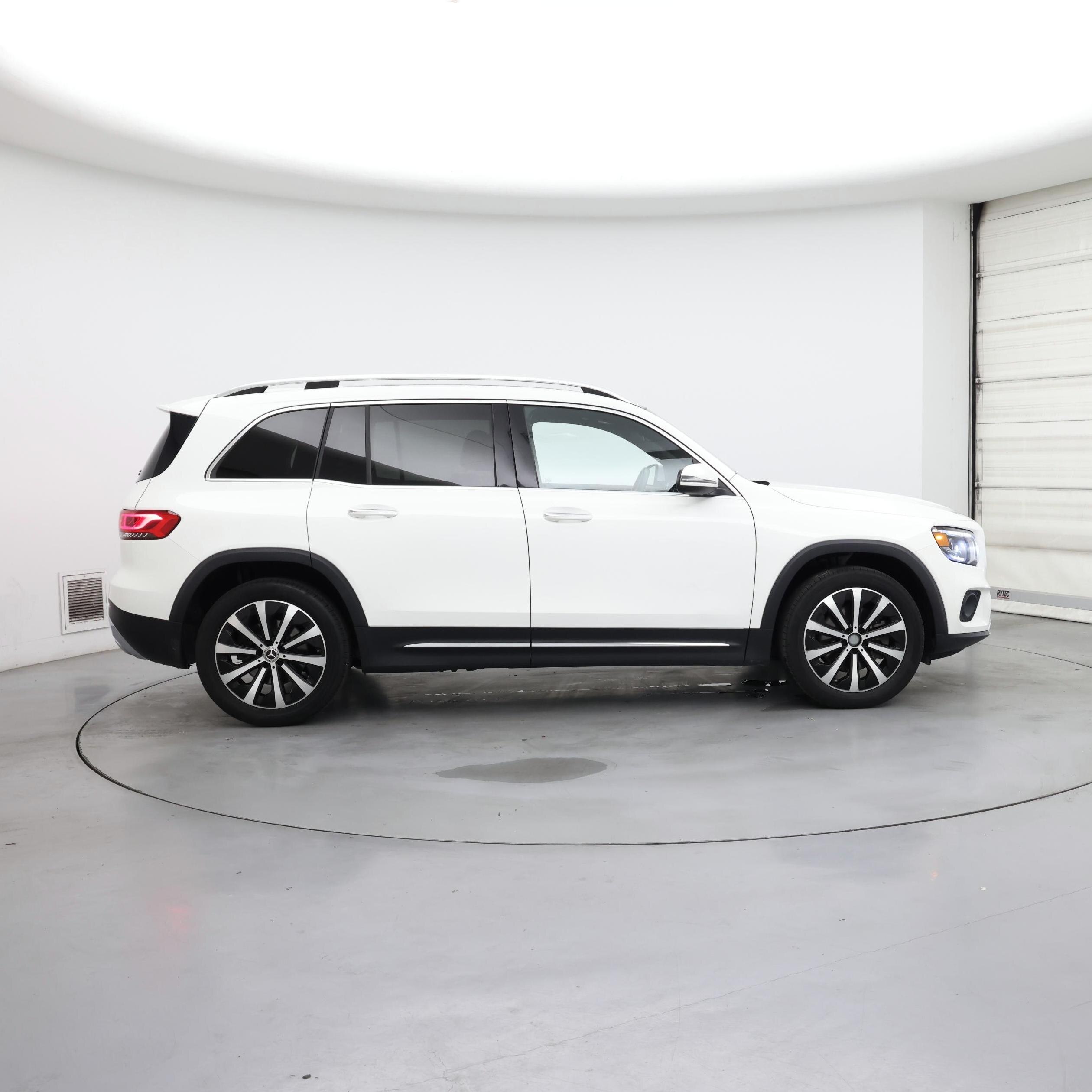 Thumbnail: 2021 Mercedes-Benz GLB - 7
