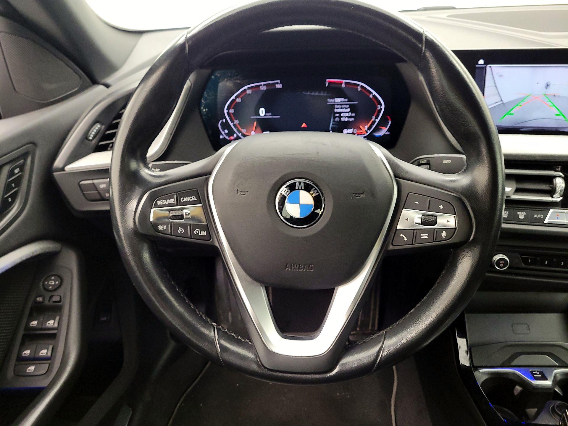 Thumbnail: 2022 BMW 2 Series - 10