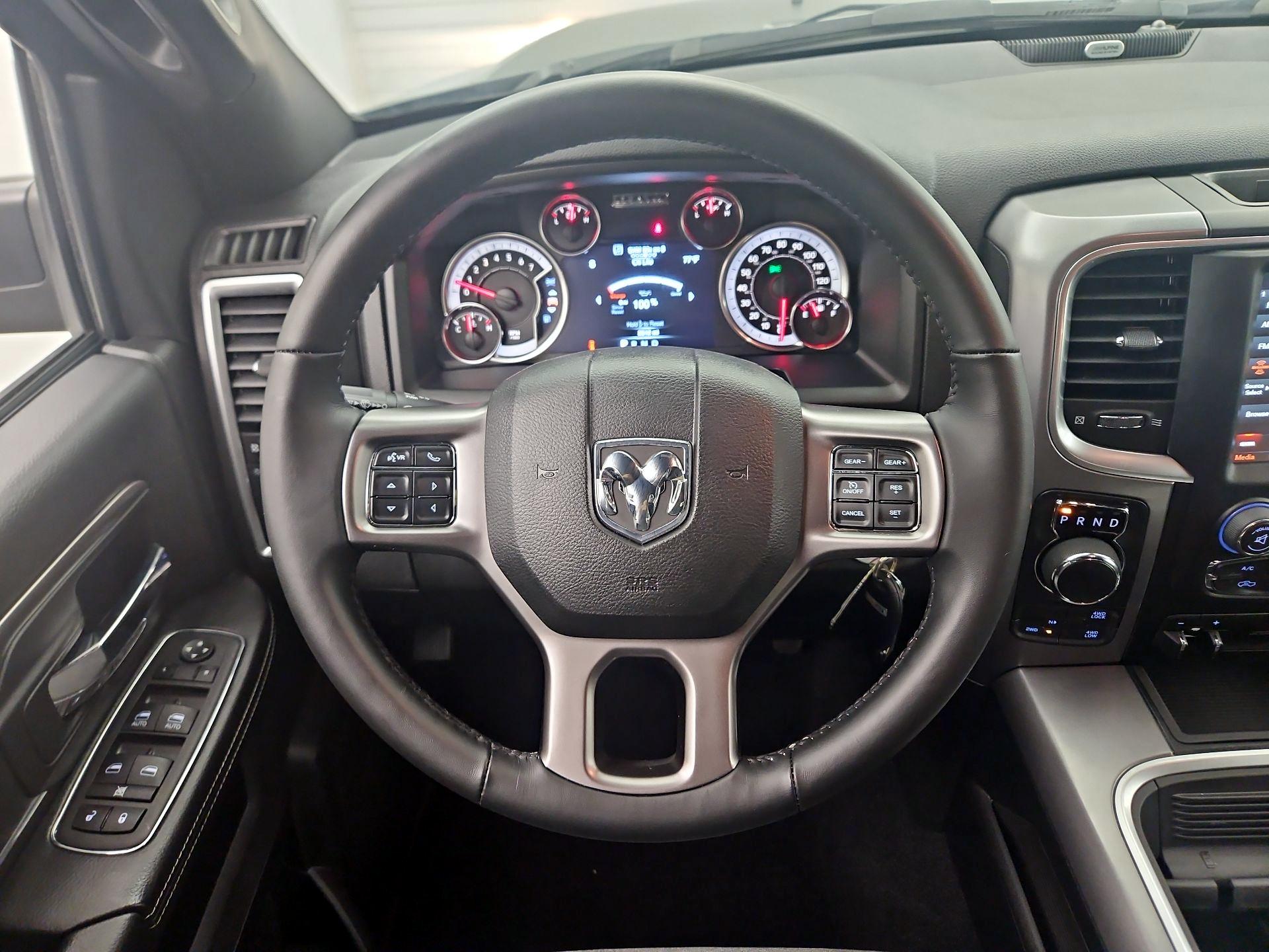 Thumbnail: 2024 RAM 1500 Classic - 10