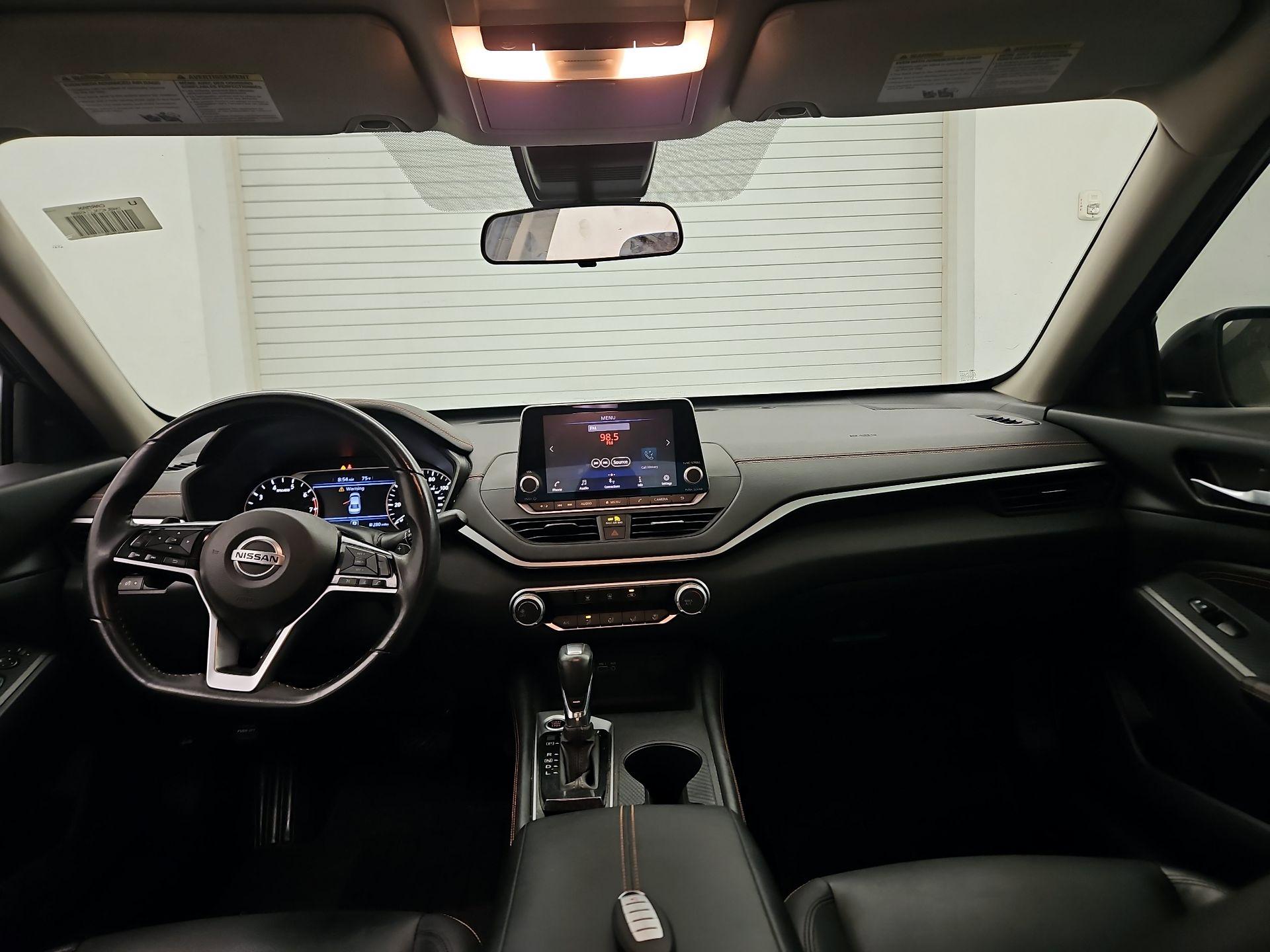 Thumbnail: 2020 Nissan Altima - 9